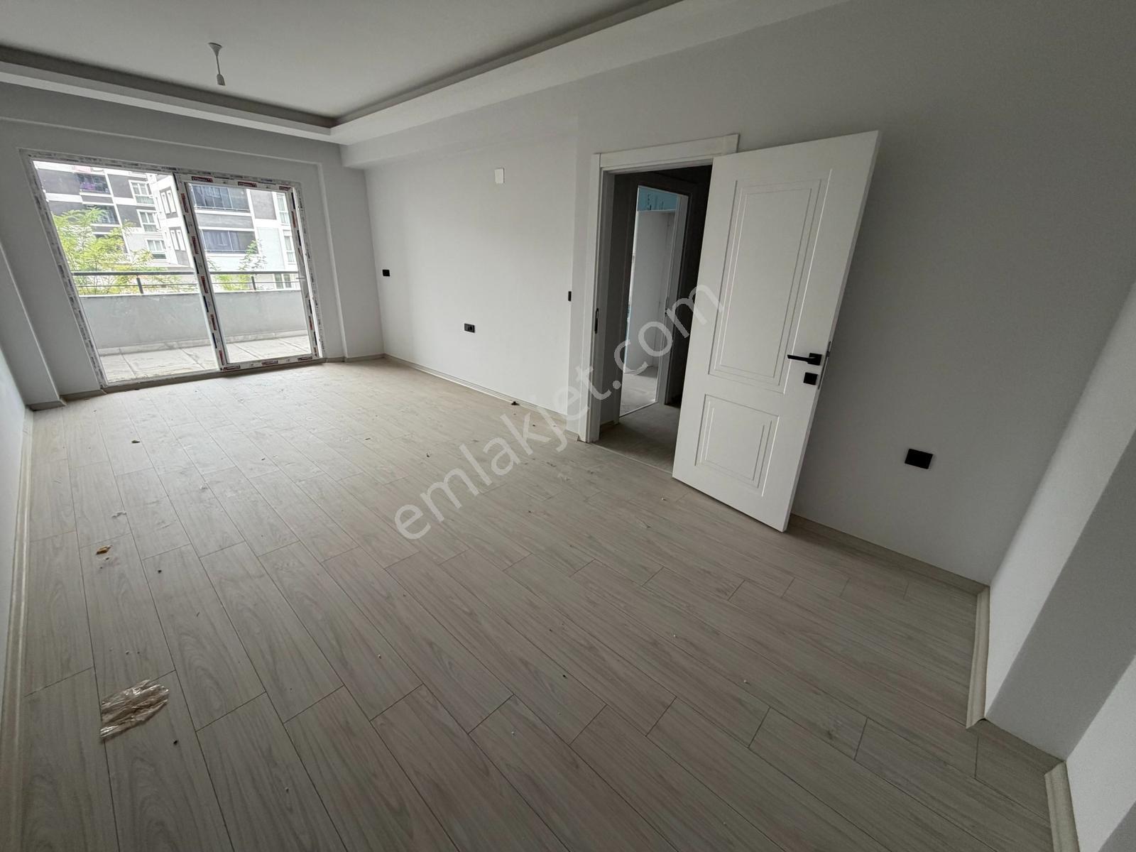 Yağmur Emlak'tan Merkezi Konumda 2+1 Sıfır Satılık Daire — fotoğraf 3