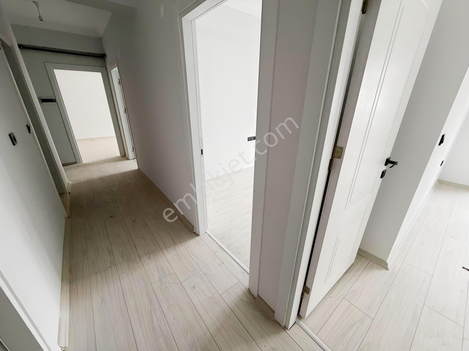 Yağmur Emlak'tan Merkezi Konumda 2+1 Sıfır Satılık Daire — fotoğraf 17