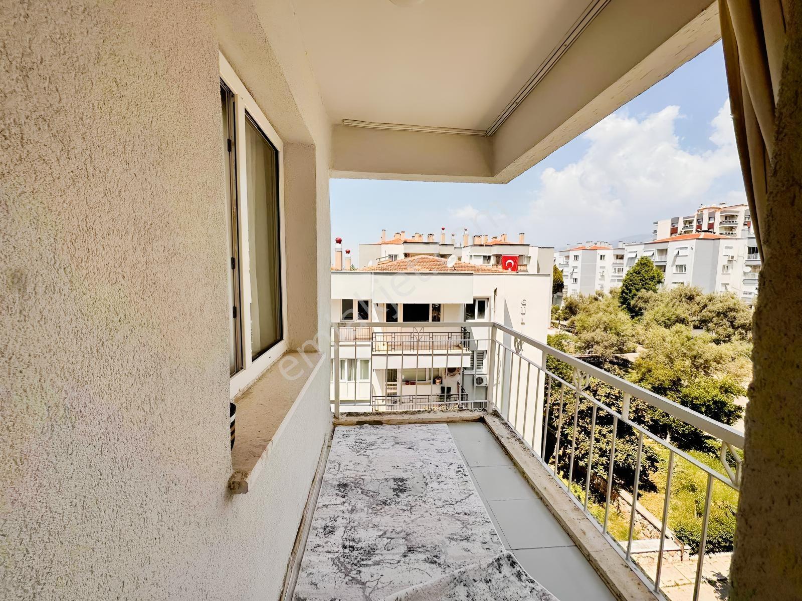 Bornova Evka3 Borkop Sitesinde Satılık 3+1 — fotoğraf 12