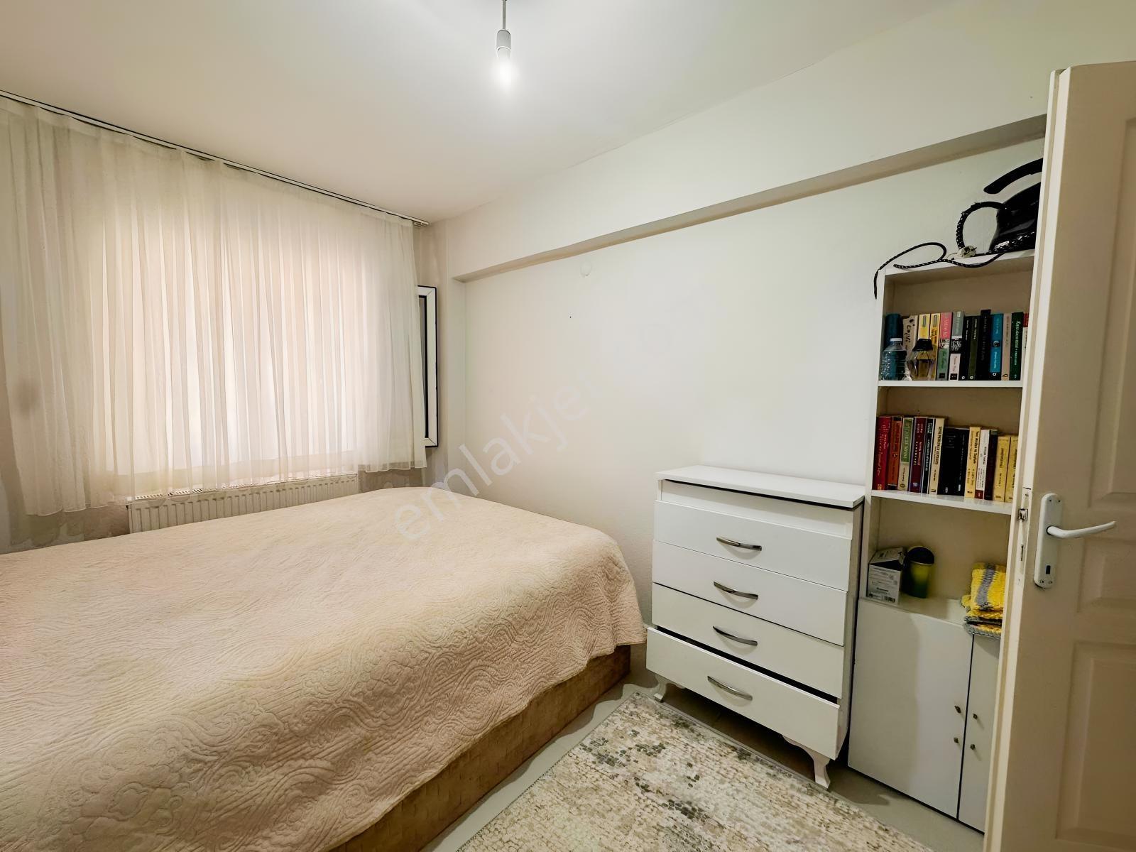Bornova Evka3 Borkop Sitesinde Satılık 3+1 — fotoğraf 28