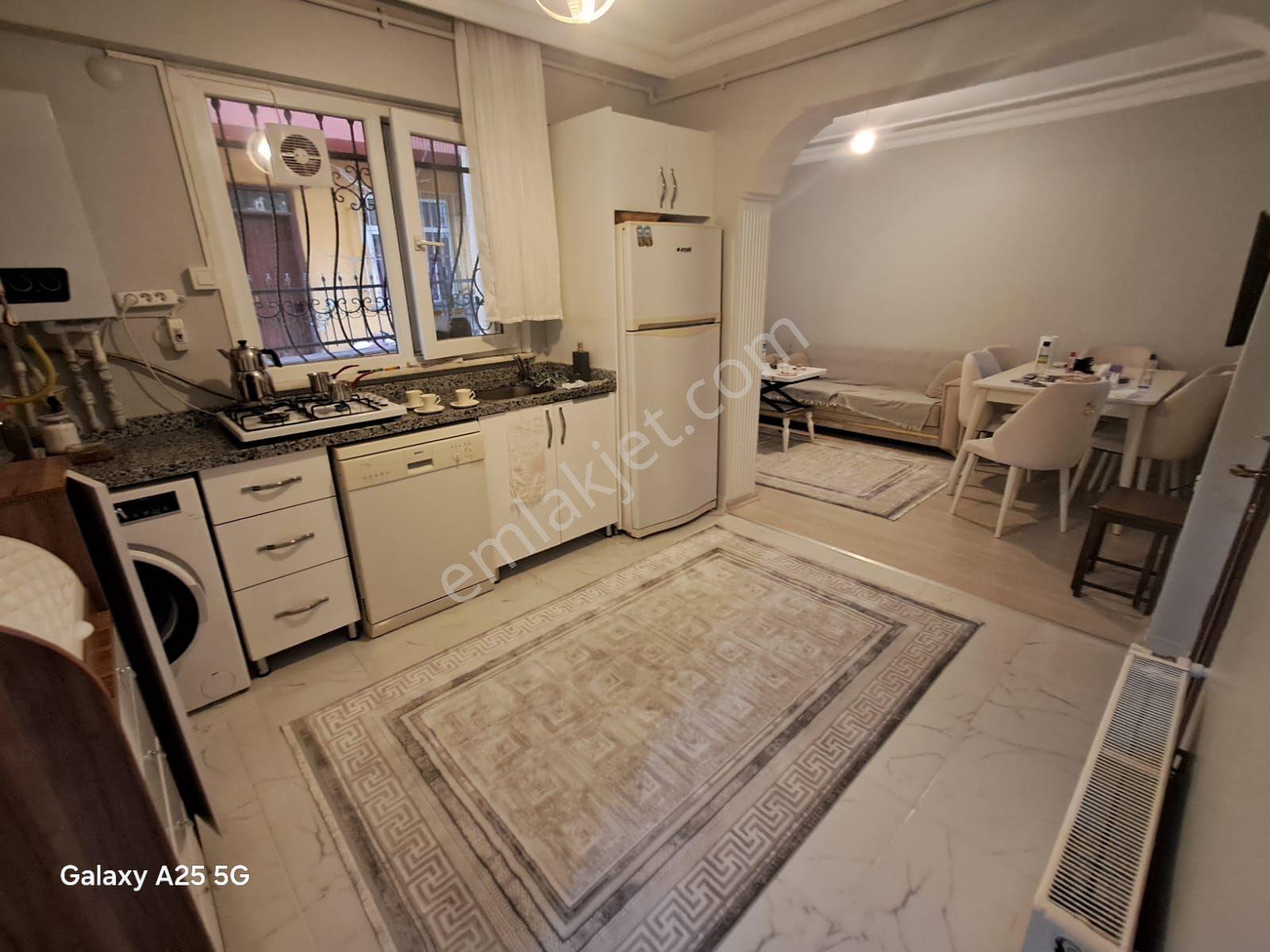Oryaştan Ataşehir İçerenköyde İskanlı 80m2 2+1 Giriş Daire — fotoğraf 8