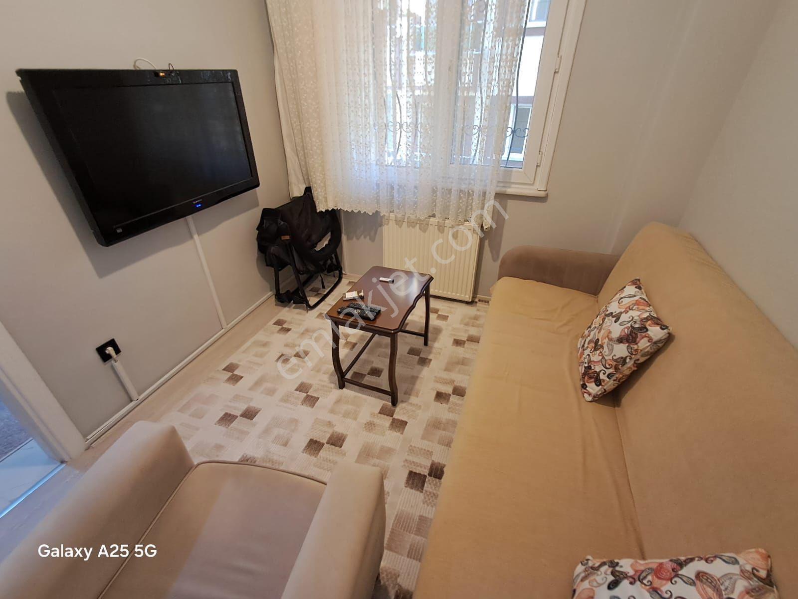 Oryaştan Ataşehir İçerenköyde İskanlı 80m2 2+1 Giriş Daire — fotoğraf 11