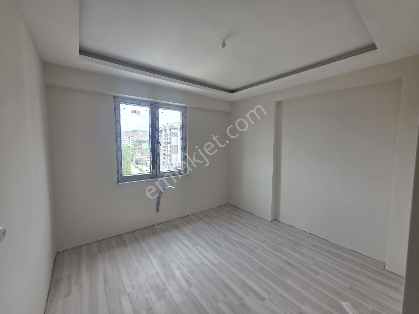 Emlak Dünyası Gym'den 4+1 Satılık Sıfır Daire — fotoğraf 12