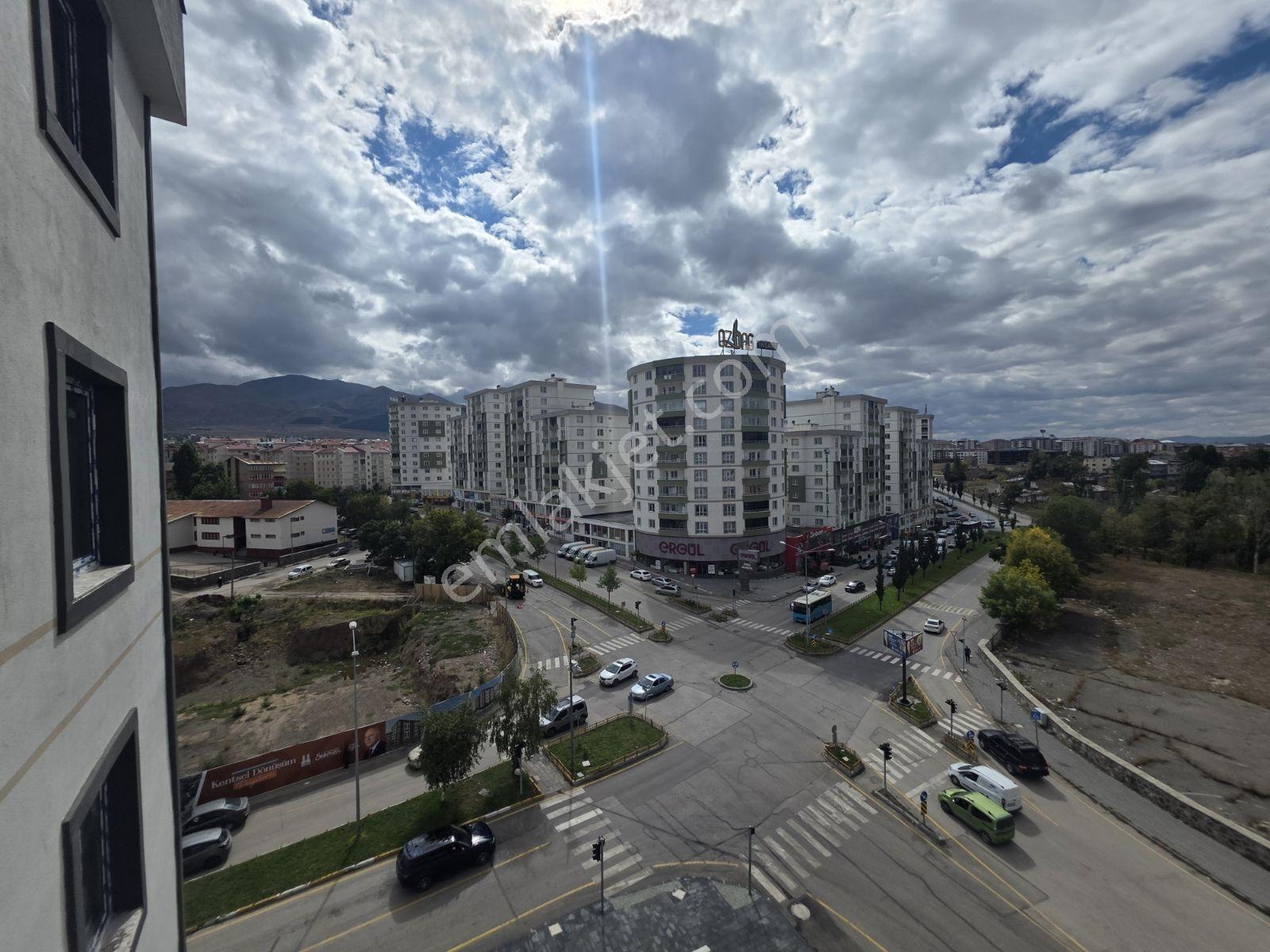 Emlak Dünyası Gym'den 4+1 Satılık Sıfır Daire — fotoğraf 23