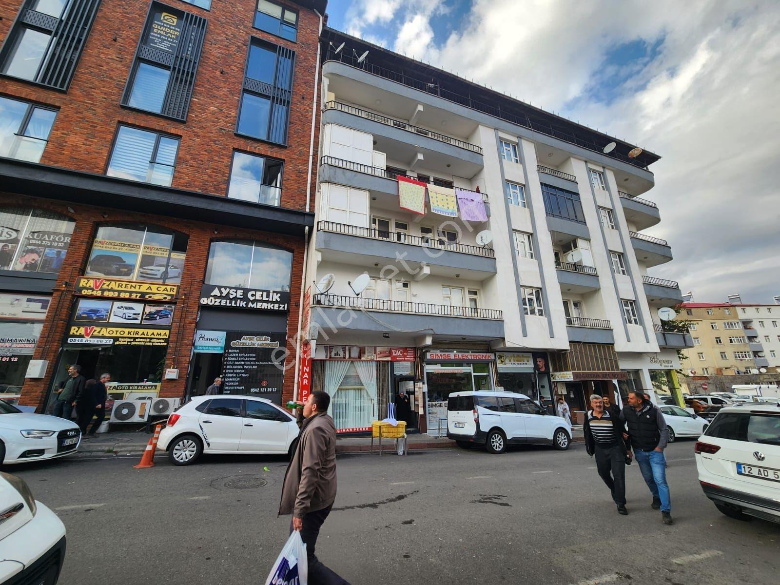 Emlak Dünyasından Çarşı Merkez De Satılık Arakat Daire — fotoğraf 4
