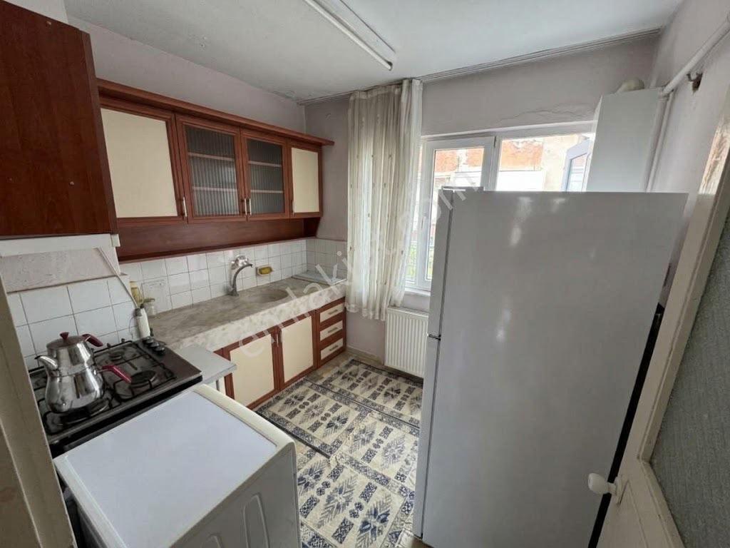 Ciftlik Mahallesinde İci Temiz Satılık Daire — fotoğraf 9