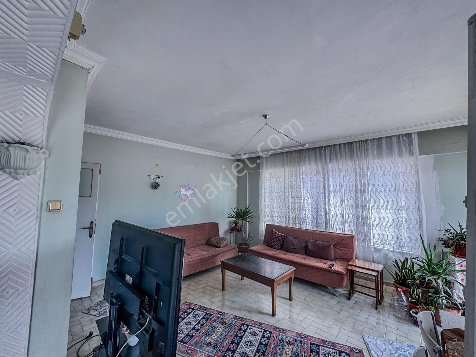 Alanya Güllerpınarı Mahallesinde Satılık 3+1 Ayrılabilir Mutfak Daire — fotoğraf 3