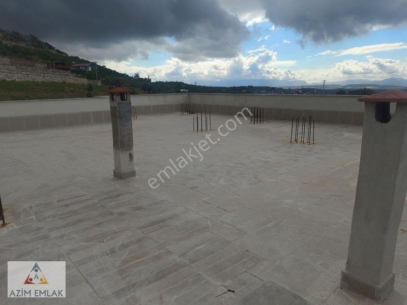 Torbalı Demirci Köyünde Satılık 2 Kat Bina — fotoğraf 7