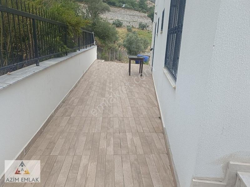 Torbalı Demirci Köyünde Satılık 2 Kat Bina — fotoğraf 12