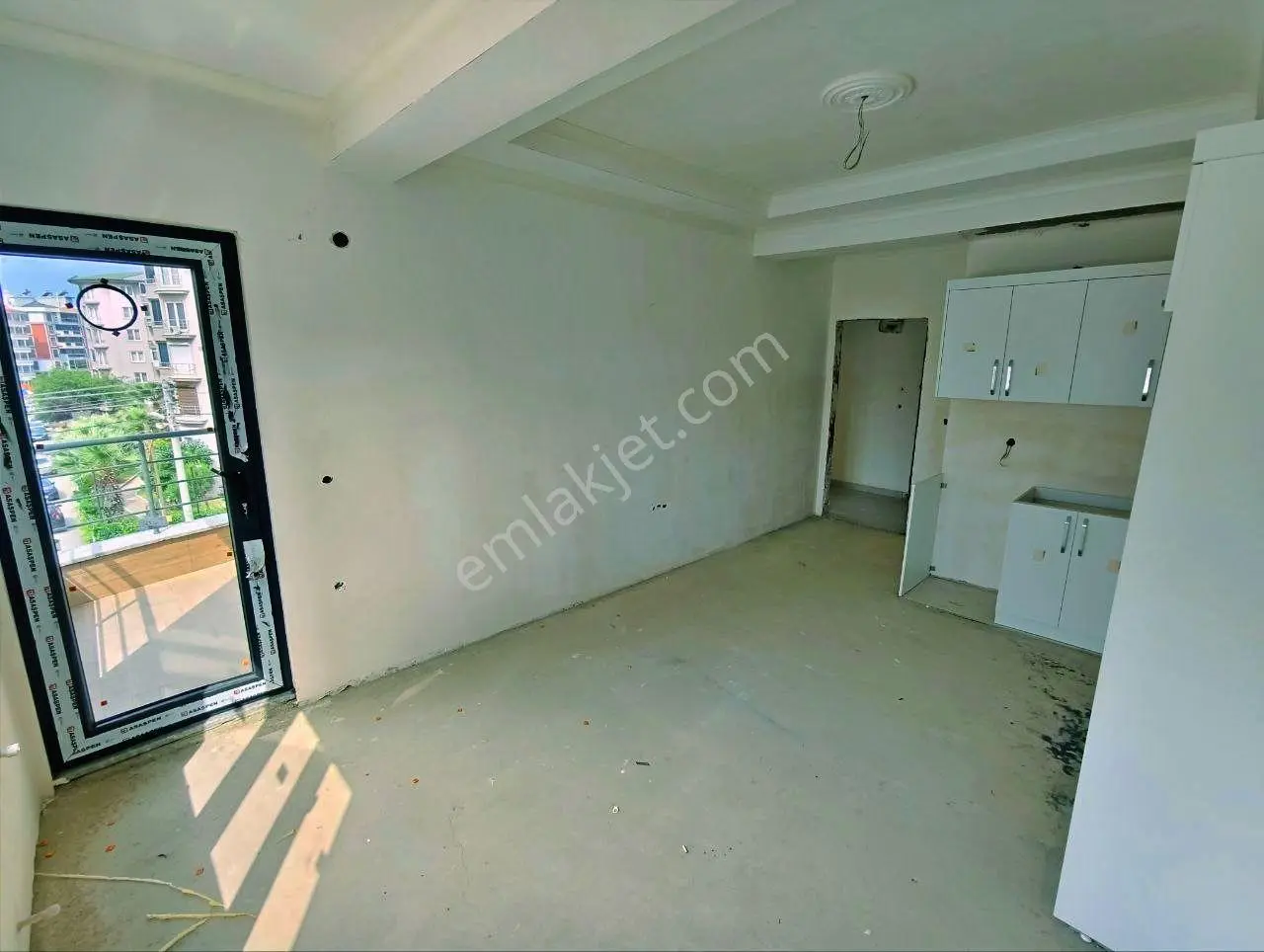 Uytundan Edremit Gazicelalde Arakat 1 Aya Teslim Sıfır 2+1 Daire — fotoğraf 6