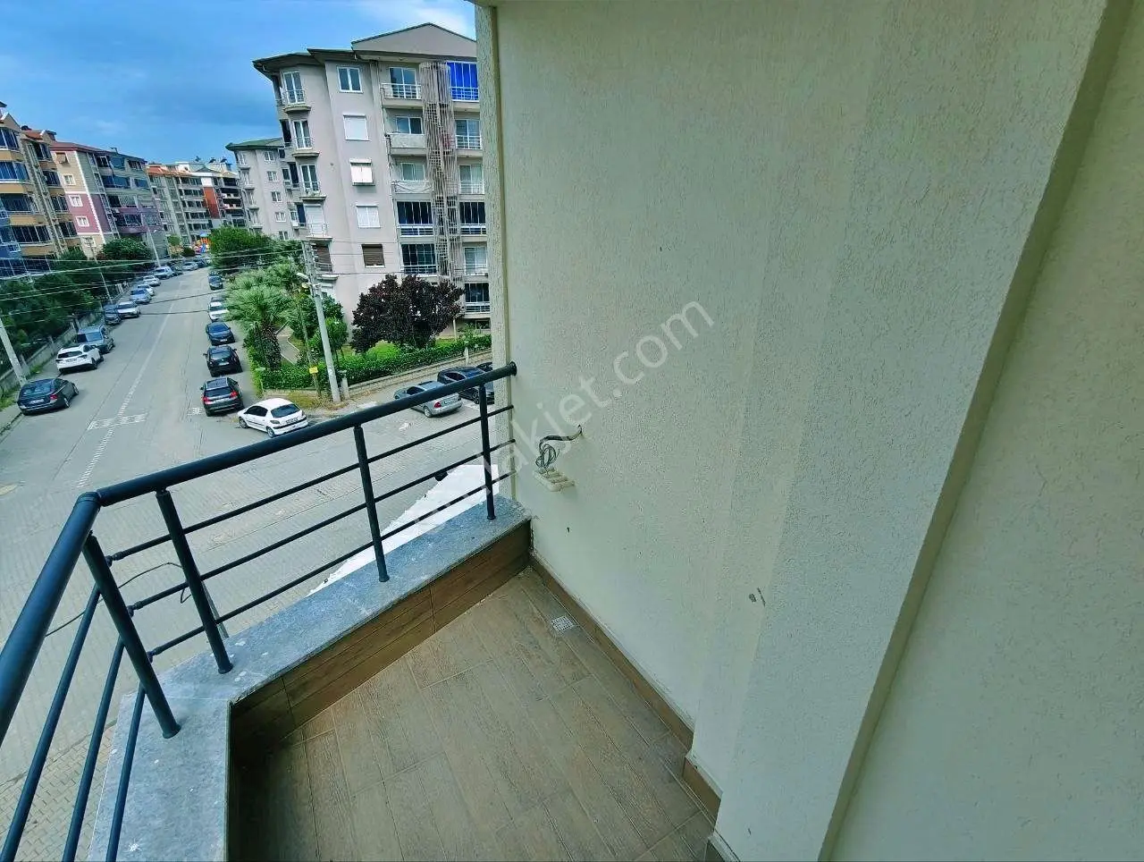 Uytundan Edremit Gazicelalde Arakat 1 Aya Teslim Sıfır 2+1 Daire — fotoğraf 16