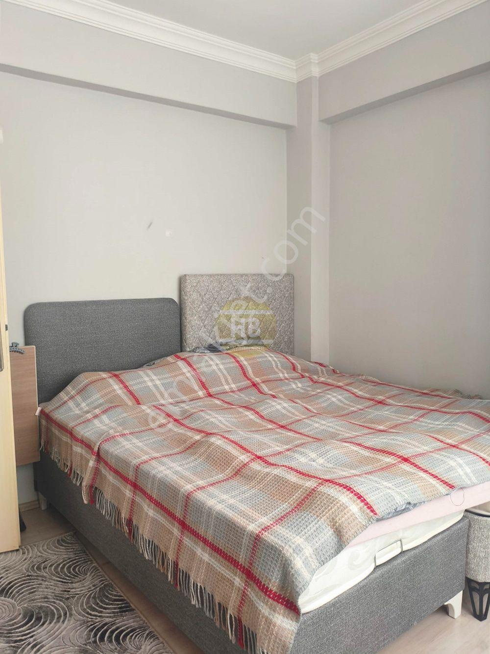 Hb'den 1+1 Eşyalı Satılık Daire, Orta Mah. Kiracılı Ara Kat — fotoğraf 8