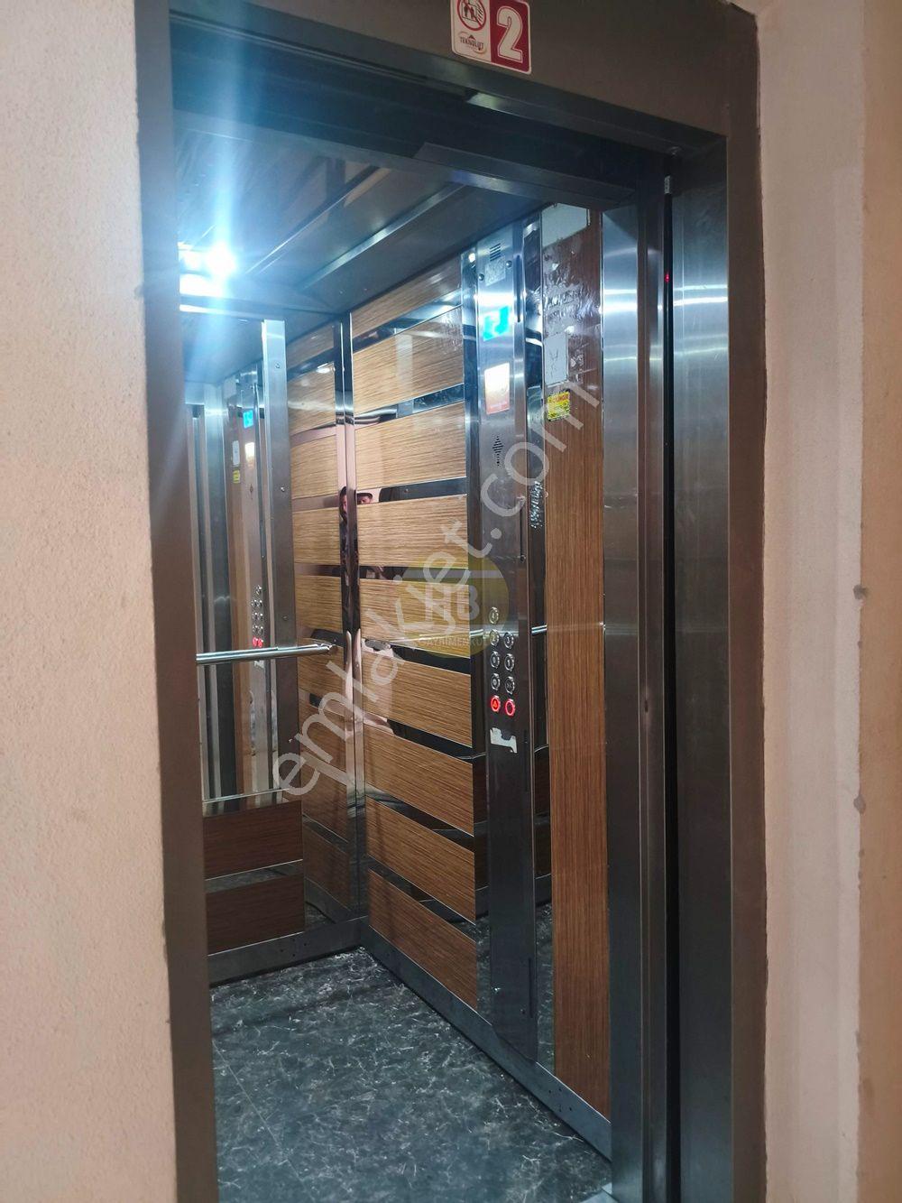 Hb'den 1+1 Eşyalı Satılık Daire, Orta Mah. Kiracılı Ara Kat — fotoğraf 16