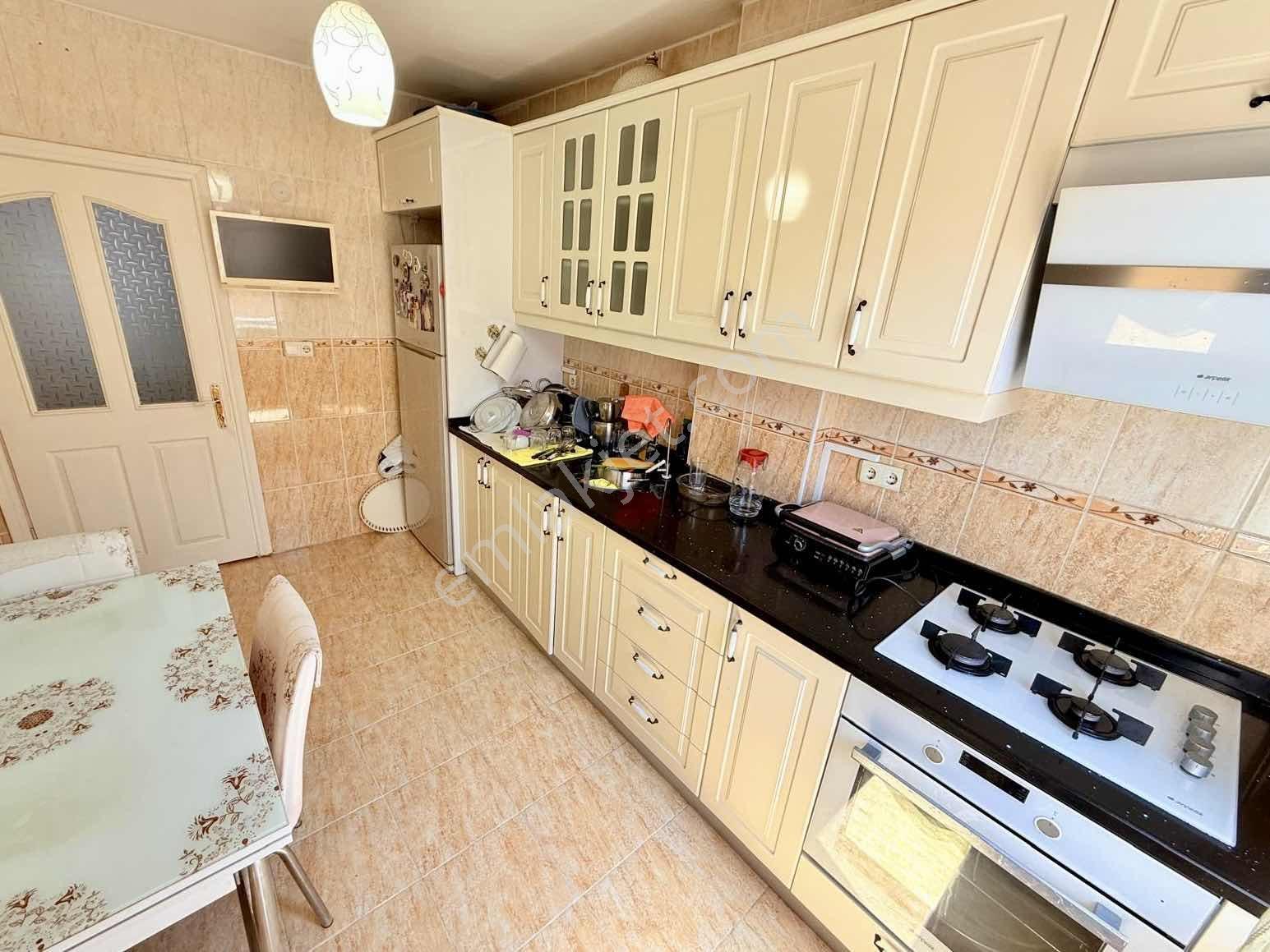 Mercan Emlak'tan Gazi Mah. Satılık 2+1 Ara Kat Daire — fotoğraf 11