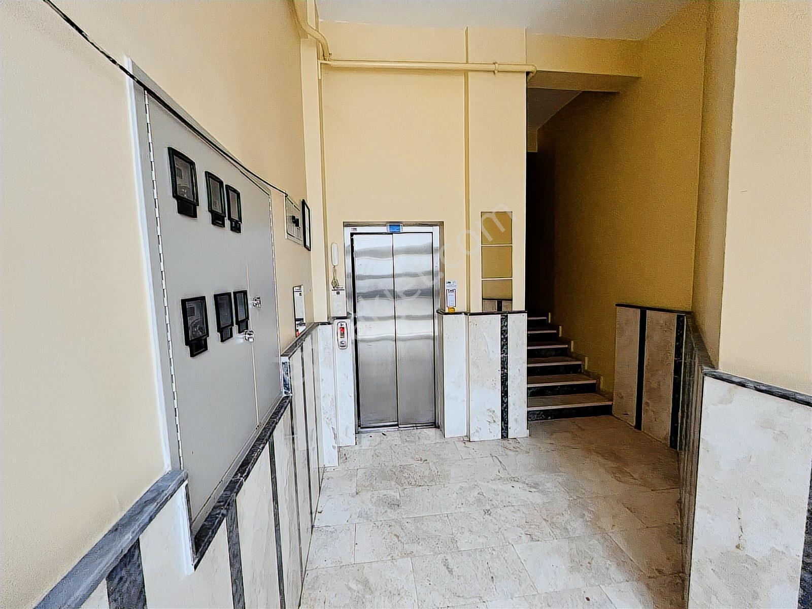 Turyap-kurtuluş'tan Fırsat Satılık Komple Bina (dükkan Hariç) — fotoğraf 3