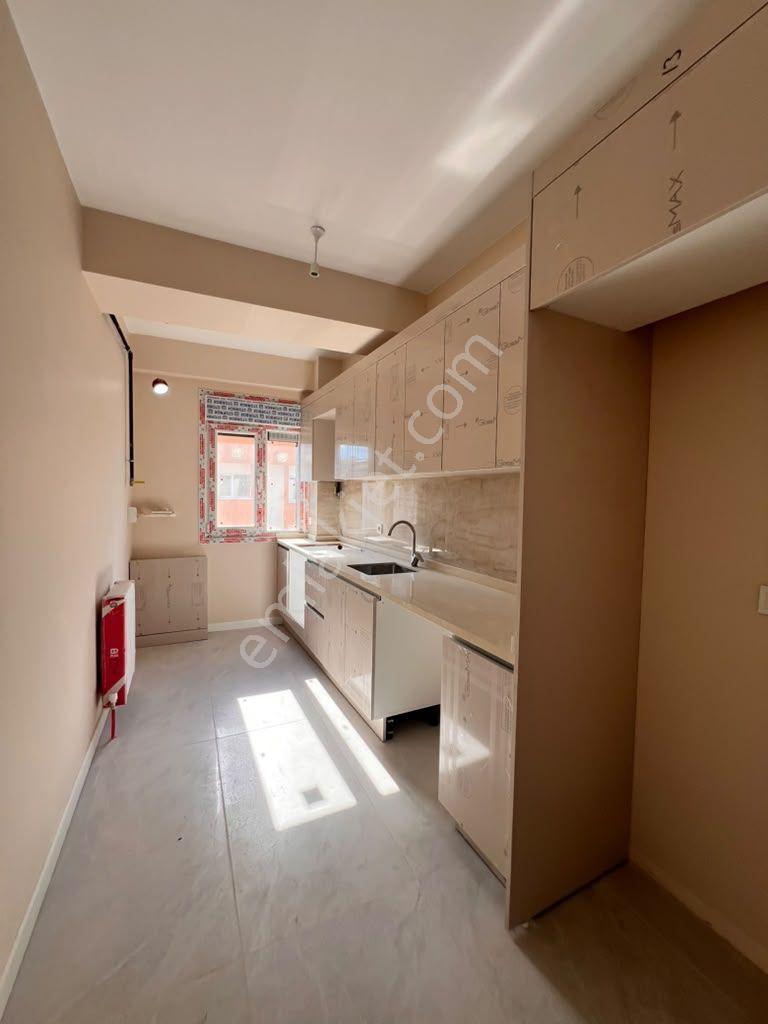 Kaçmaz'dan Küçükyalı Sahil Ve Marmaraya 5 Dk Yürüme Ön Köşe 2+1 — fotoğraf 11
