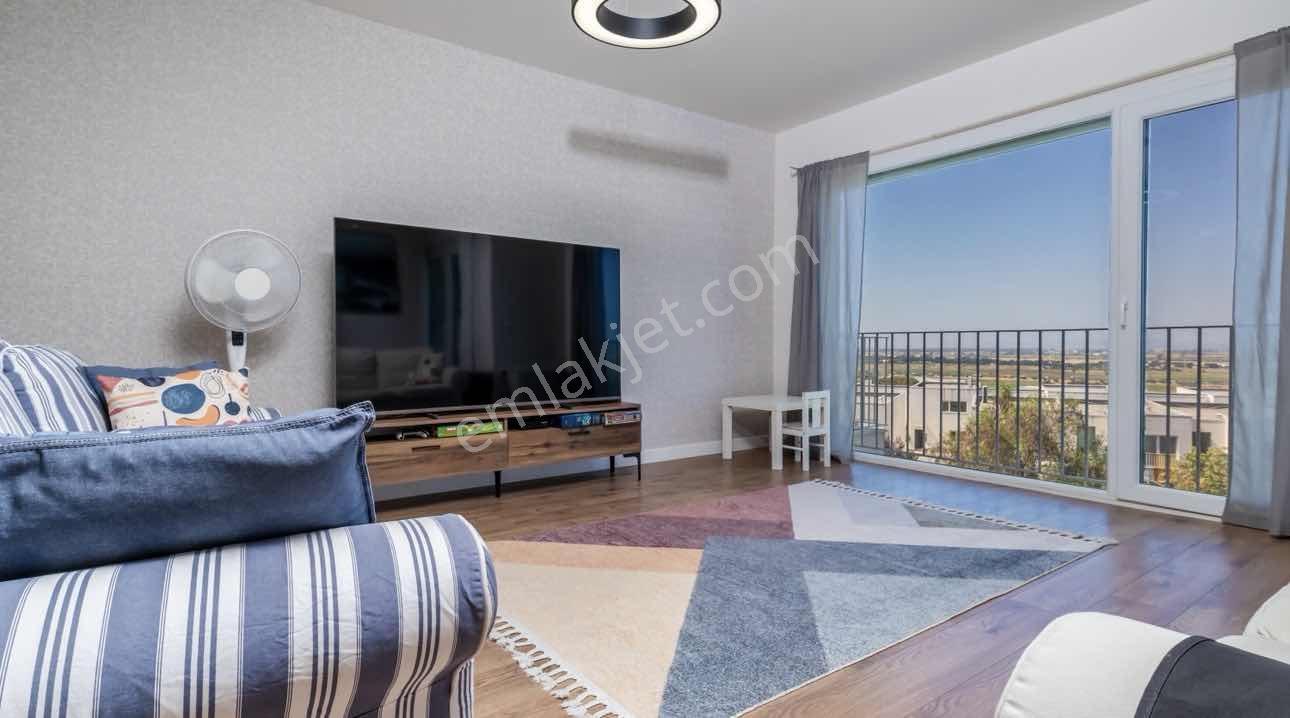 35.sokak Sitesi Körfez Manzaralı 3+1 Balkonlu Satılık — fotoğraf 11