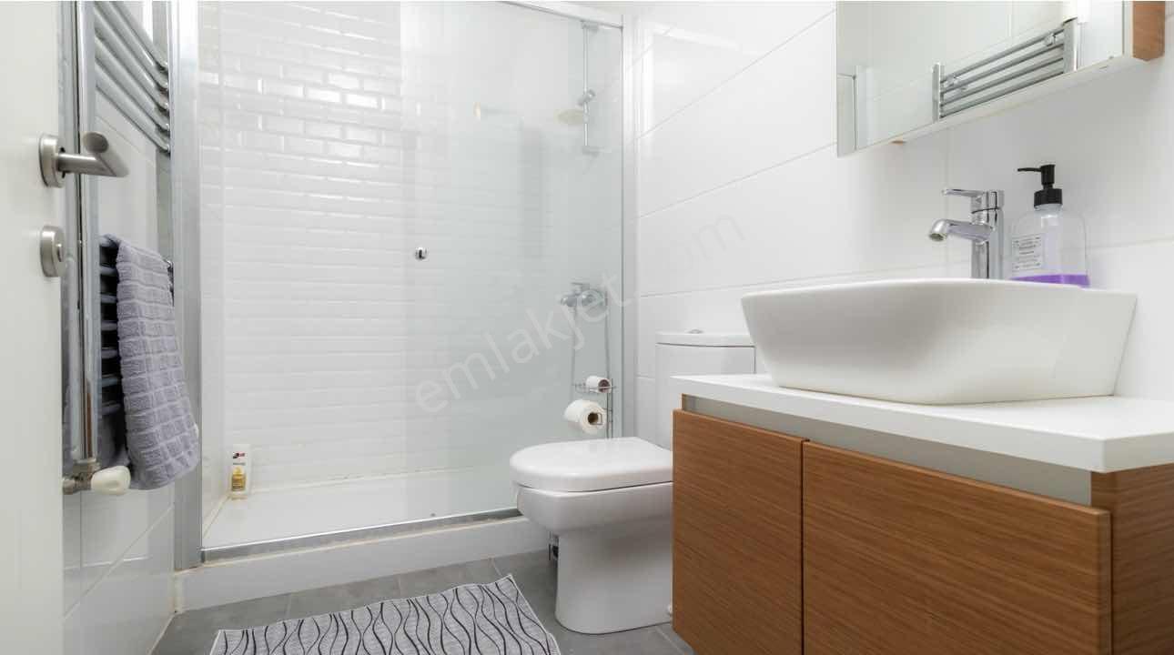 35.sokak Sitesi Körfez Manzaralı 3+1 Balkonlu Satılık — fotoğraf 19