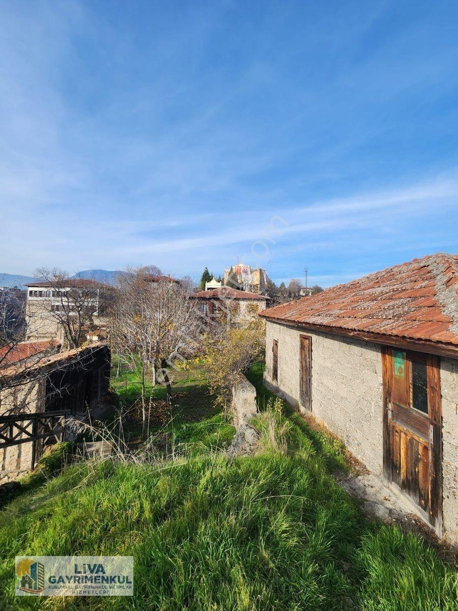 Karabük Safranbolu Çeşme Mahallesinde Tarihi Ev Ve Arsası — fotoğraf 29