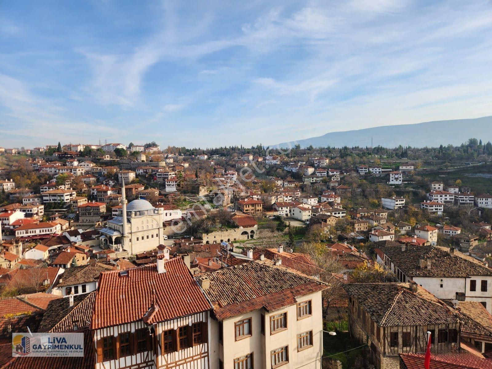 Karabük Safranbolu Çeşme Mahallesinde Tarihi Ev Ve Arsası — fotoğraf 33