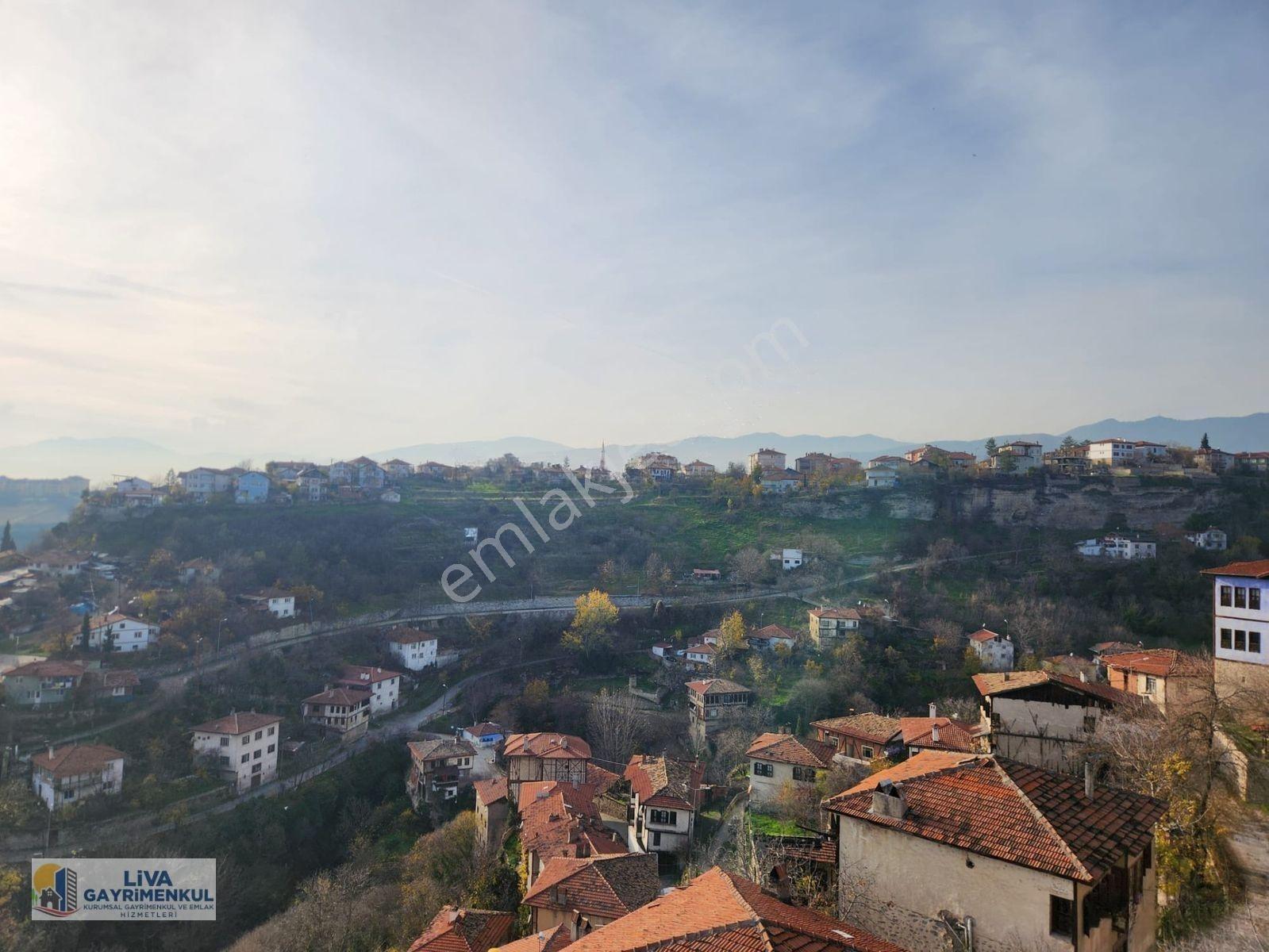 Karabük Safranbolu Çeşme Mahallesinde Tarihi Ev Ve Arsası — fotoğraf 35
