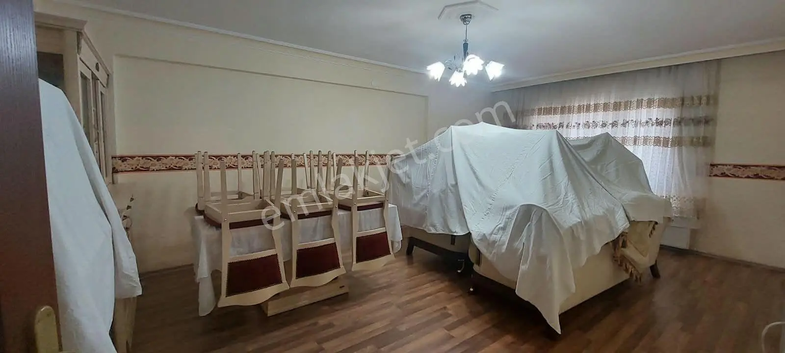 Toprak Emlaktan Ank Keçiören Aktepe Mah De 3+1 Cadde Üzerinde Daire — fotoğraf 4
