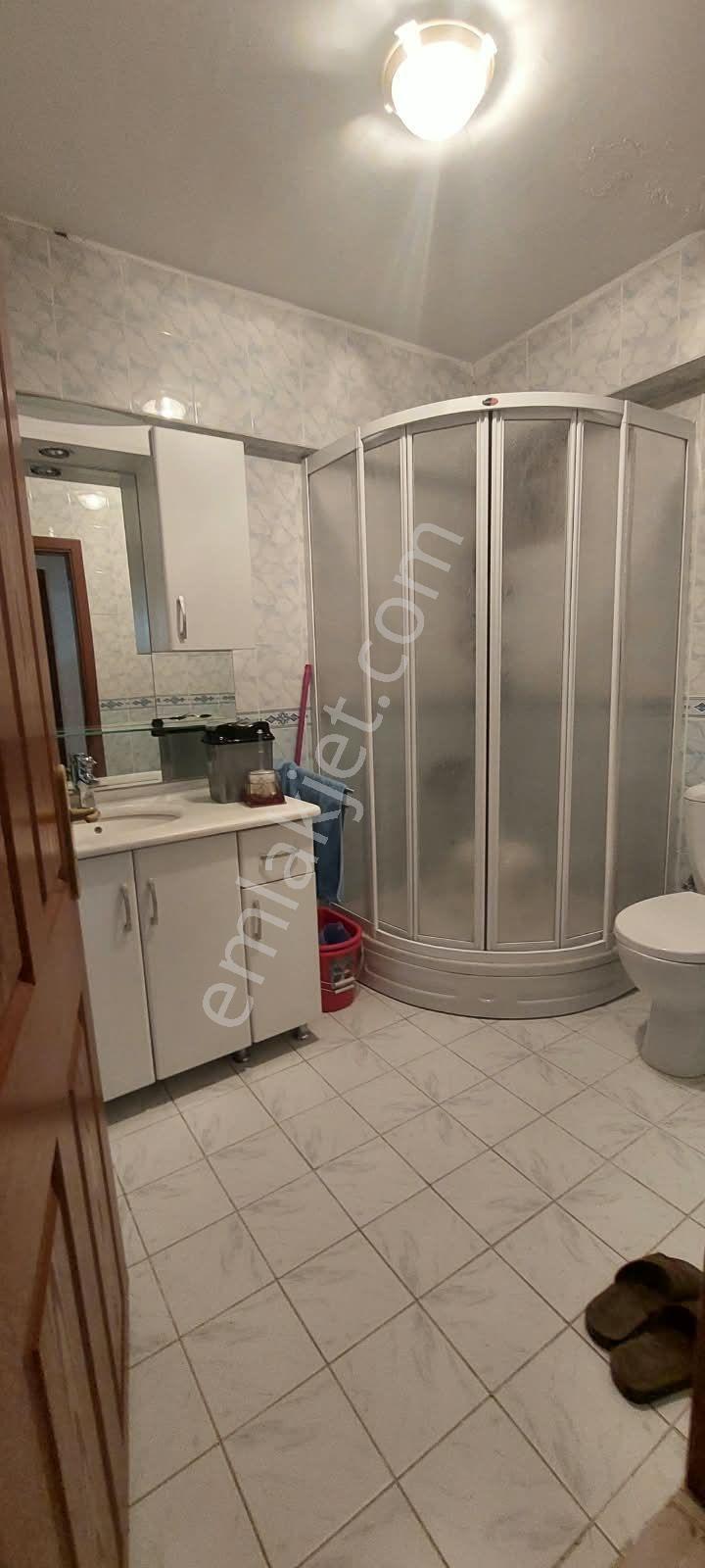 Toprak Emlaktan Ank Keçiören Aktepe Mah De 3+1 Cadde Üzerinde Daire — fotoğraf 14