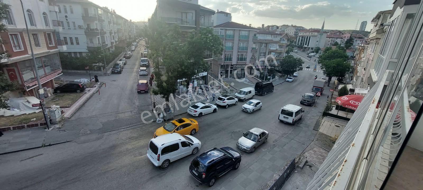 Toprak Emlaktan Ank Keçiören Aktepe Mah De 3+1 Cadde Üzerinde Daire — fotoğraf 23