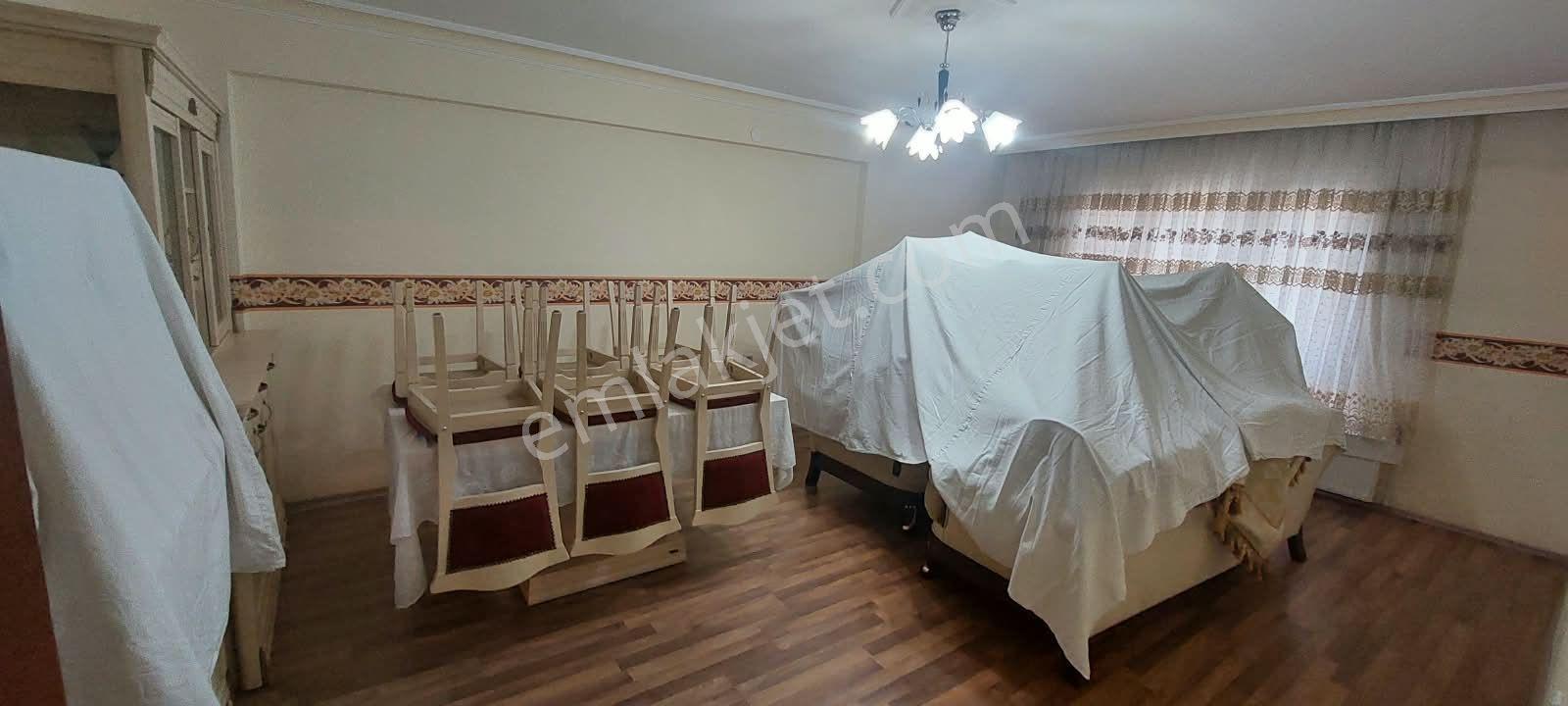 Toprak Emlaktan Ank Keçiören Aktepe Mah De 3+1 Cadde Üzerinde Daire — fotoğraf 24
