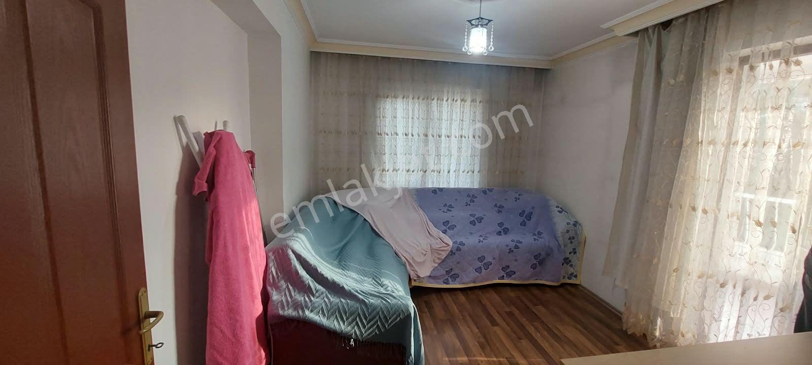 Toprak Emlaktan Ank Keçiören Aktepe Mah De 3+1 Cadde Üzerinde Daire — fotoğraf 30