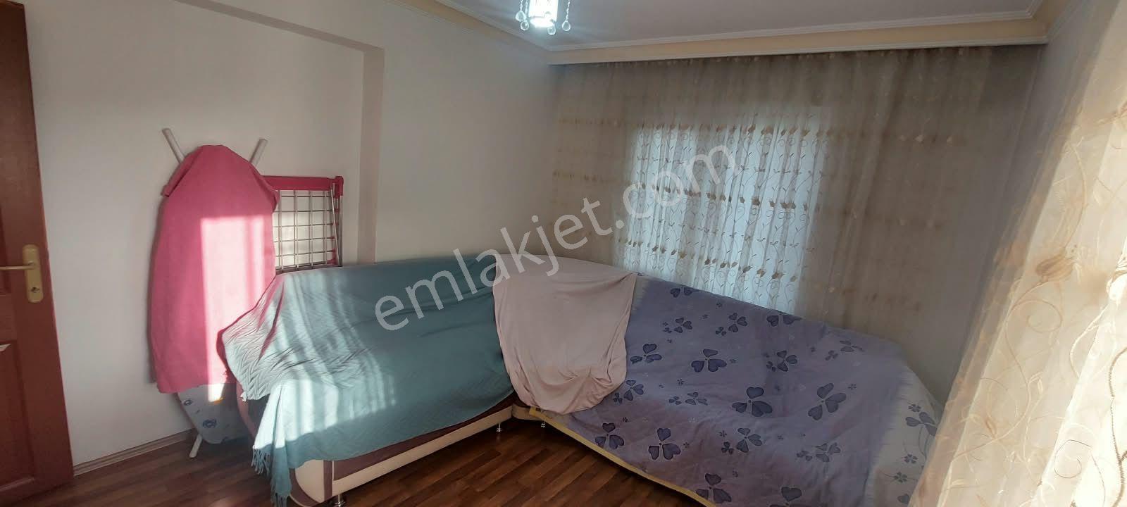 Toprak Emlaktan Ank Keçiören Aktepe Mah De 3+1 Cadde Üzerinde Daire — fotoğraf 32