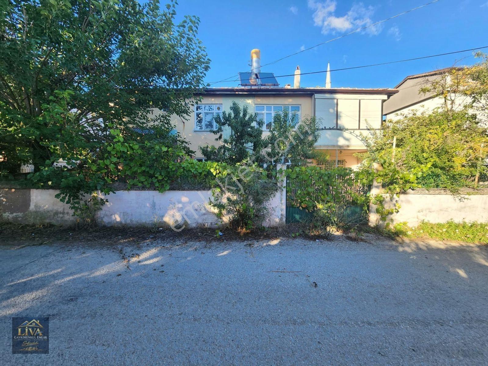 Karabük Safranbolu Bağlarbaşı Mahallesinde Satılık 2 Katlı Müstakil Ev Ve Arsası, — fotoğraf 2