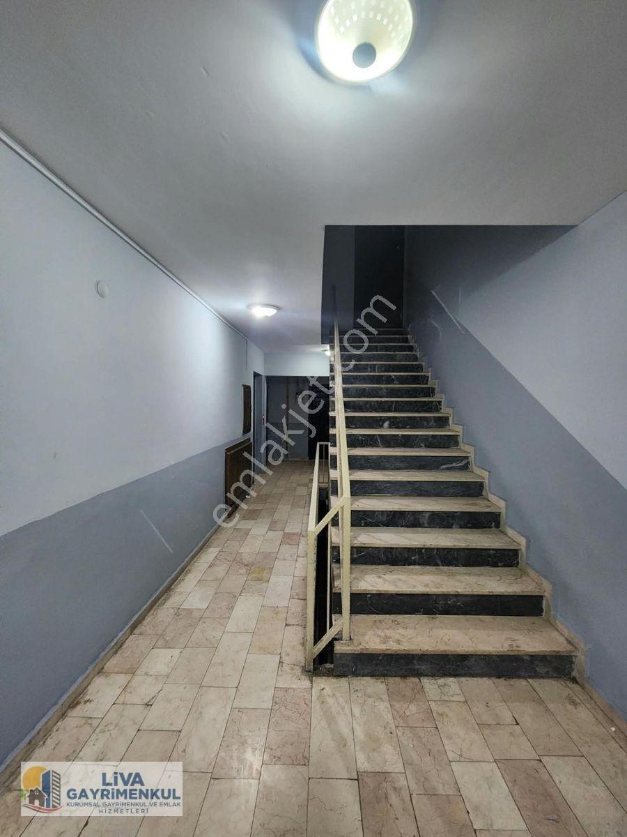Karabük 100.yıl Mahallesinde Satılık Merkezi Konumda 1+1 Daire — fotoğraf 19
