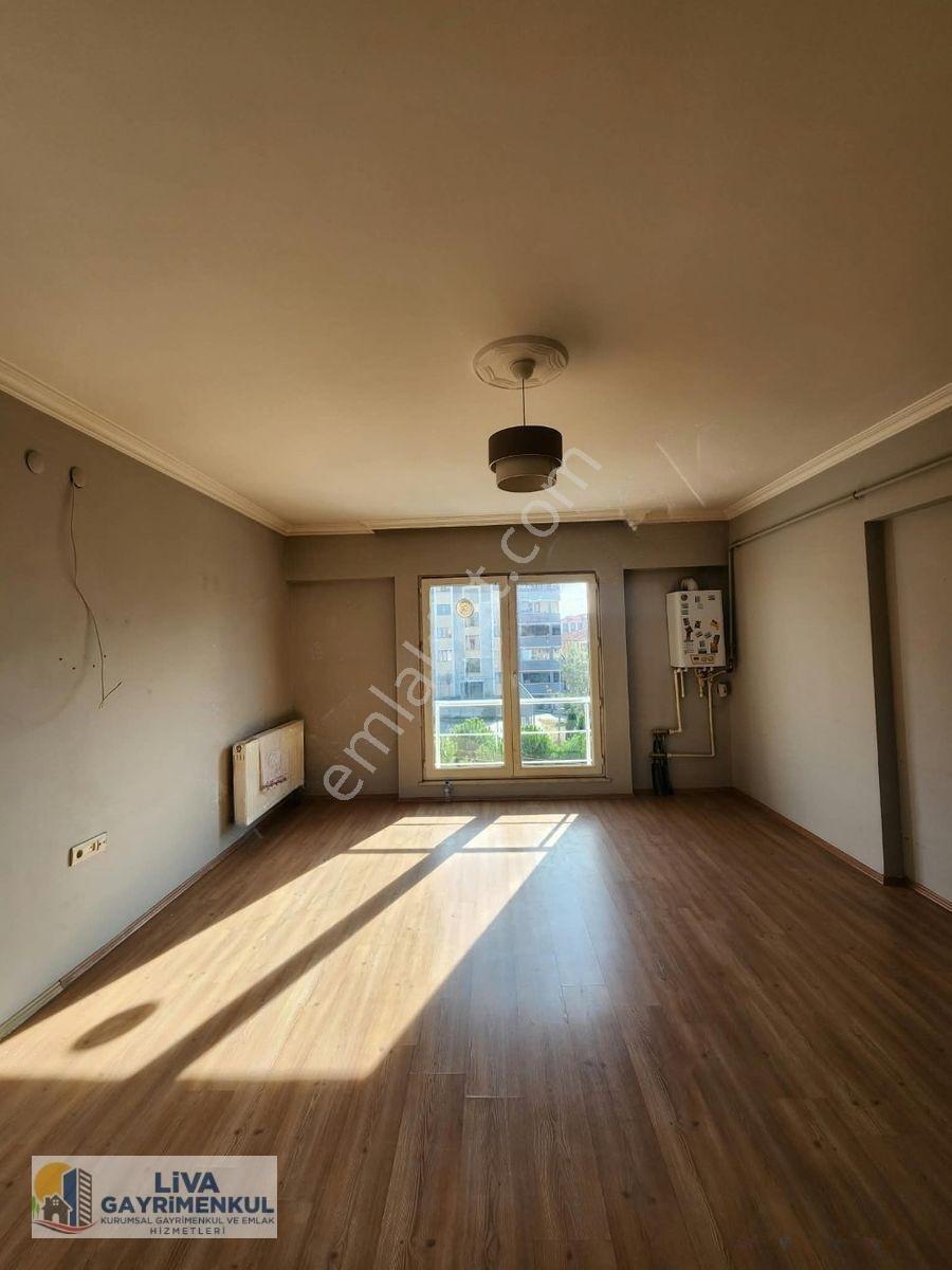 Karabük 100.yıl Mahallesinde Satılık Merkezi Konumda 1+1 Daire — fotoğraf 35