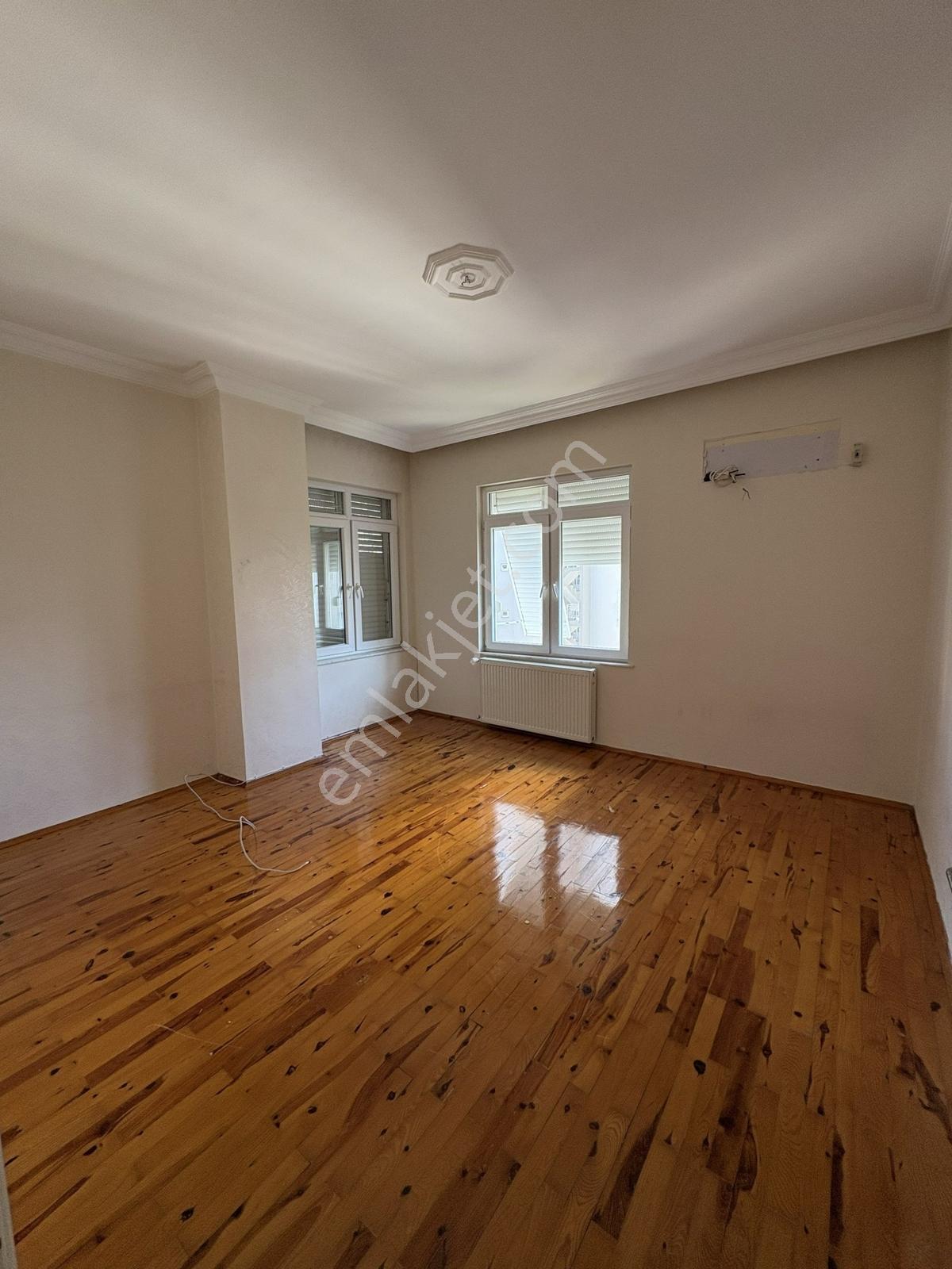 Satılık Bakımlı Ve Geniş 3+1 Daire — fotoğraf 21