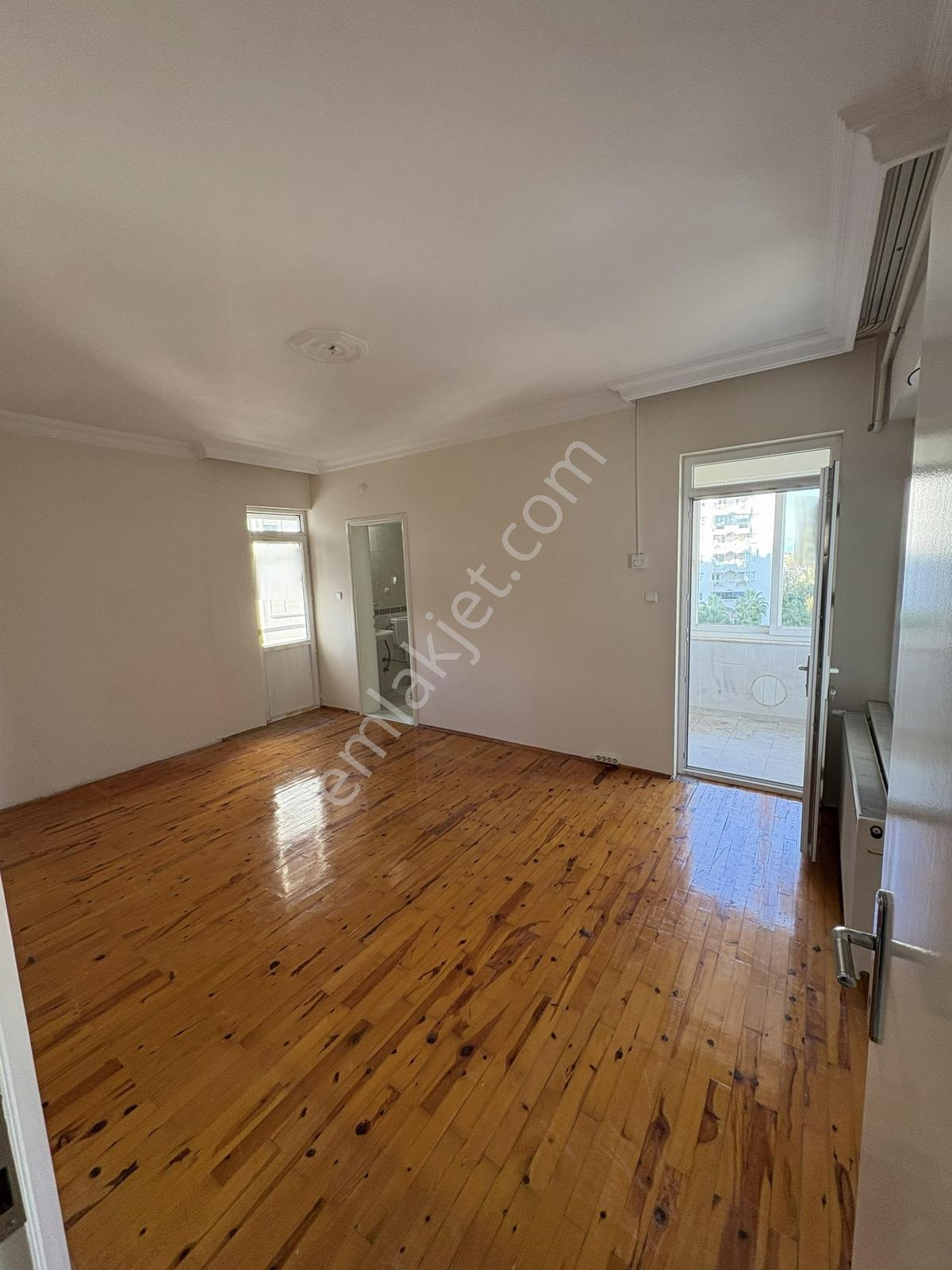 Satılık Bakımlı Ve Geniş 3+1 Daire — fotoğraf 22