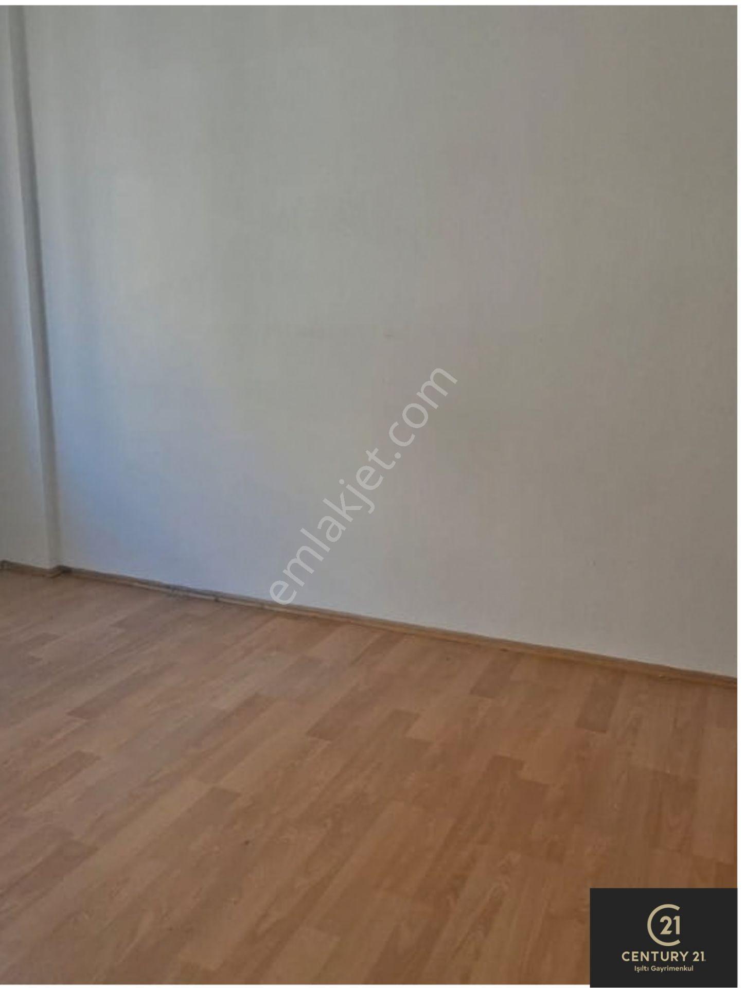Century21 Işıltı'dan Umurlu'da 2+1 Daire — fotoğraf 8