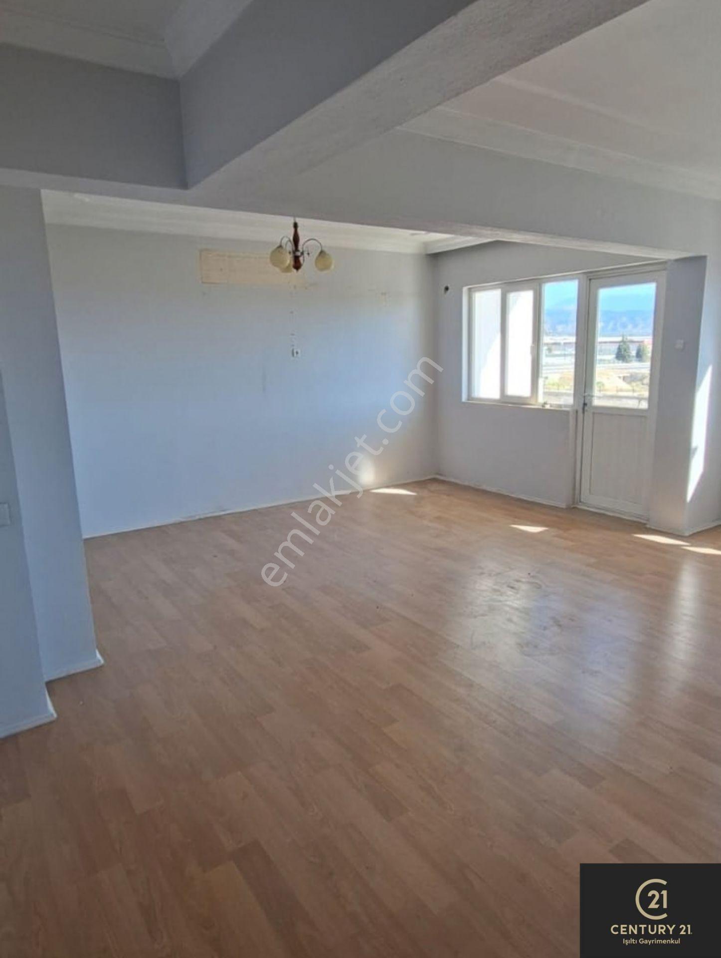 Century21 Işıltı'dan Umurlu'da 2+1 Daire — fotoğraf 9