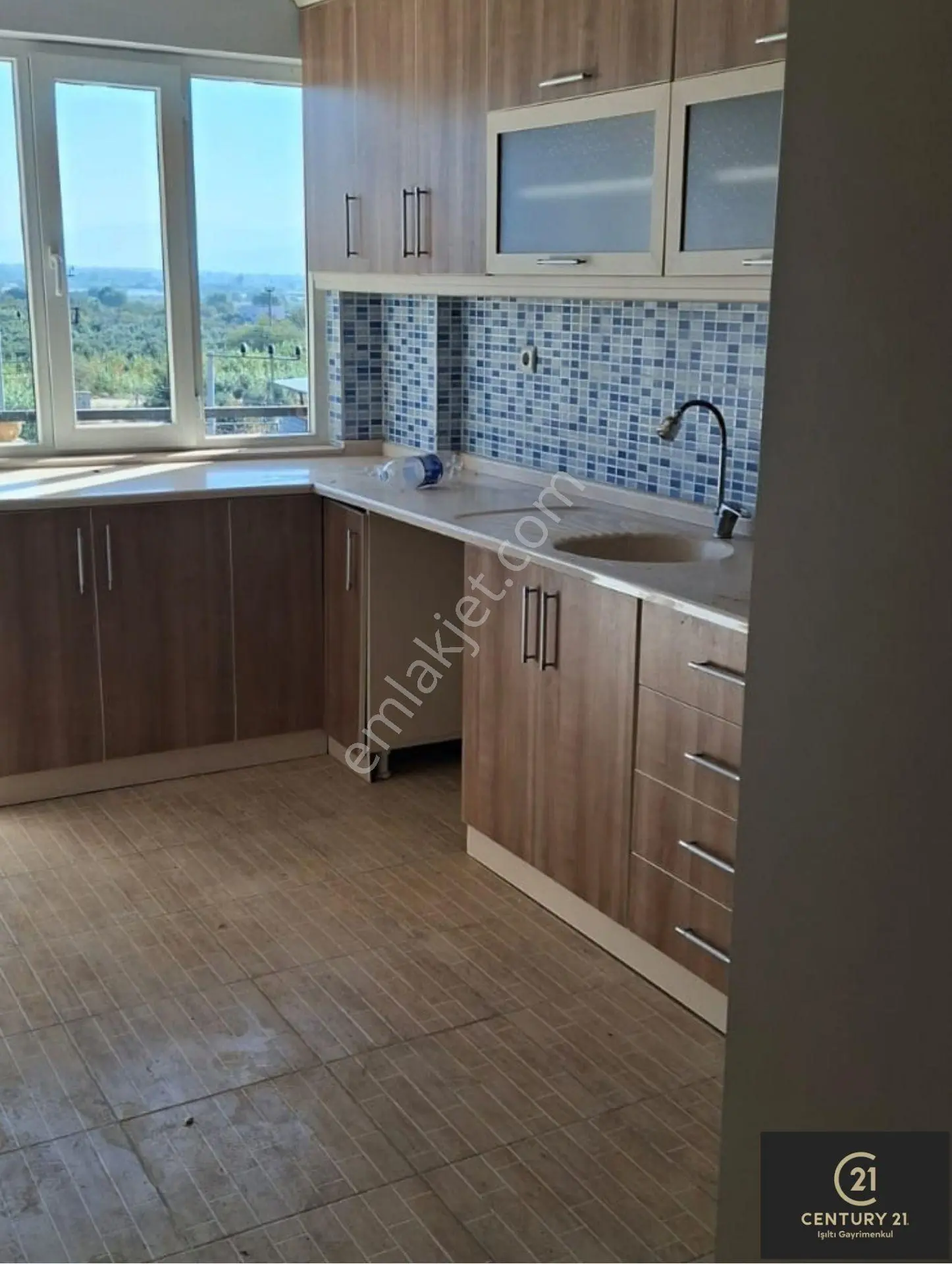 Century21 Işıltı'dan Umurlu'da 2+1 Daire — fotoğraf 18