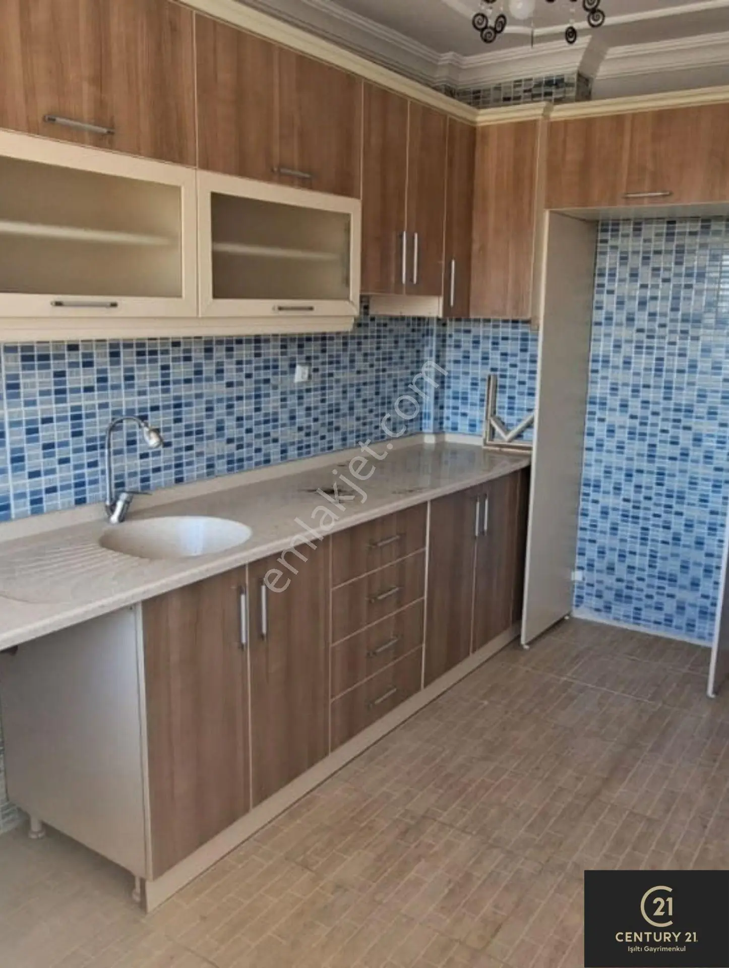 Century21 Işıltı'dan Umurlu'da 2+1 Daire — fotoğraf 19