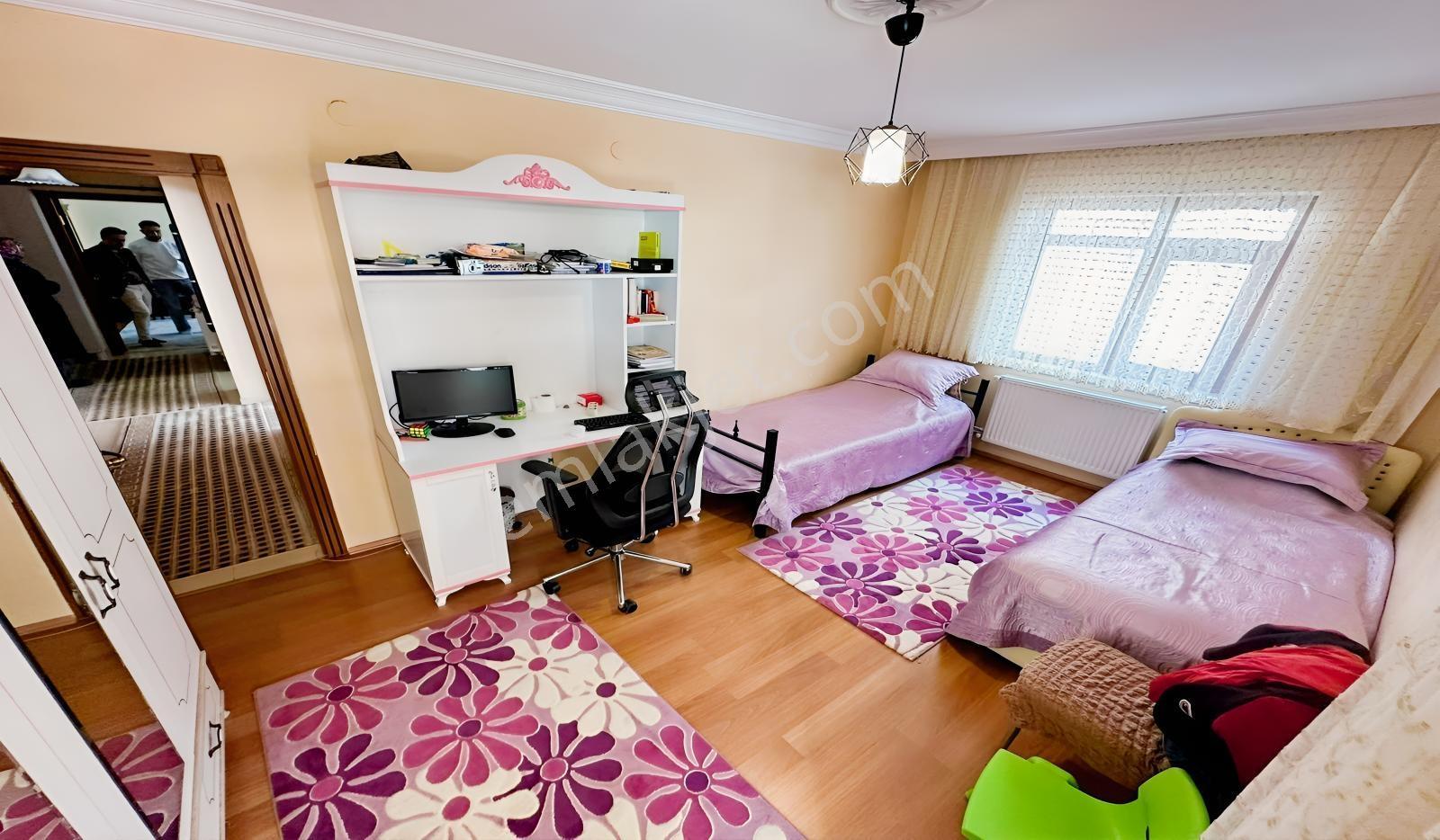 Yayla Seyitler Cadde Üzeri 3+1 Ara Kat Asansörlü Krediye Uygun — fotoğraf 18