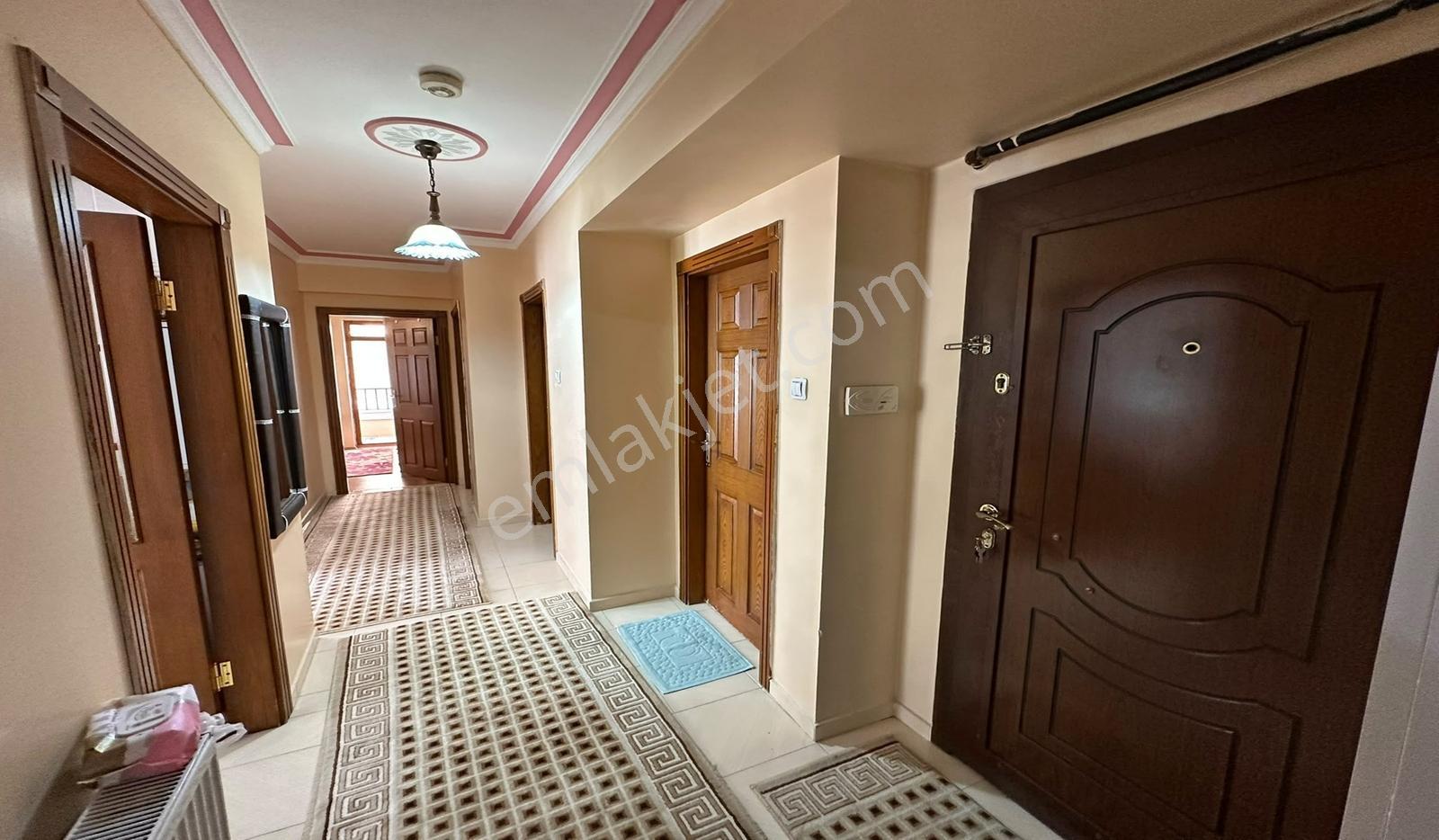 Yayla Seyitler Cadde Üzeri 3+1 Ara Kat Asansörlü Krediye Uygun — fotoğraf 22