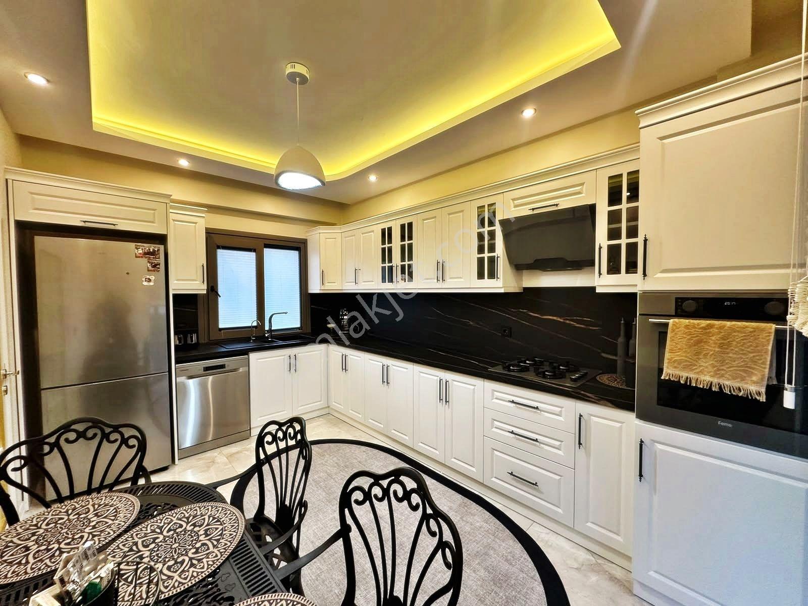 Aktif'ten Çamlıbelde Satılık Dağ Manzaralı Eşyalı Giyinme Odalı Lüx 5+1 Villa — fotoğraf 3