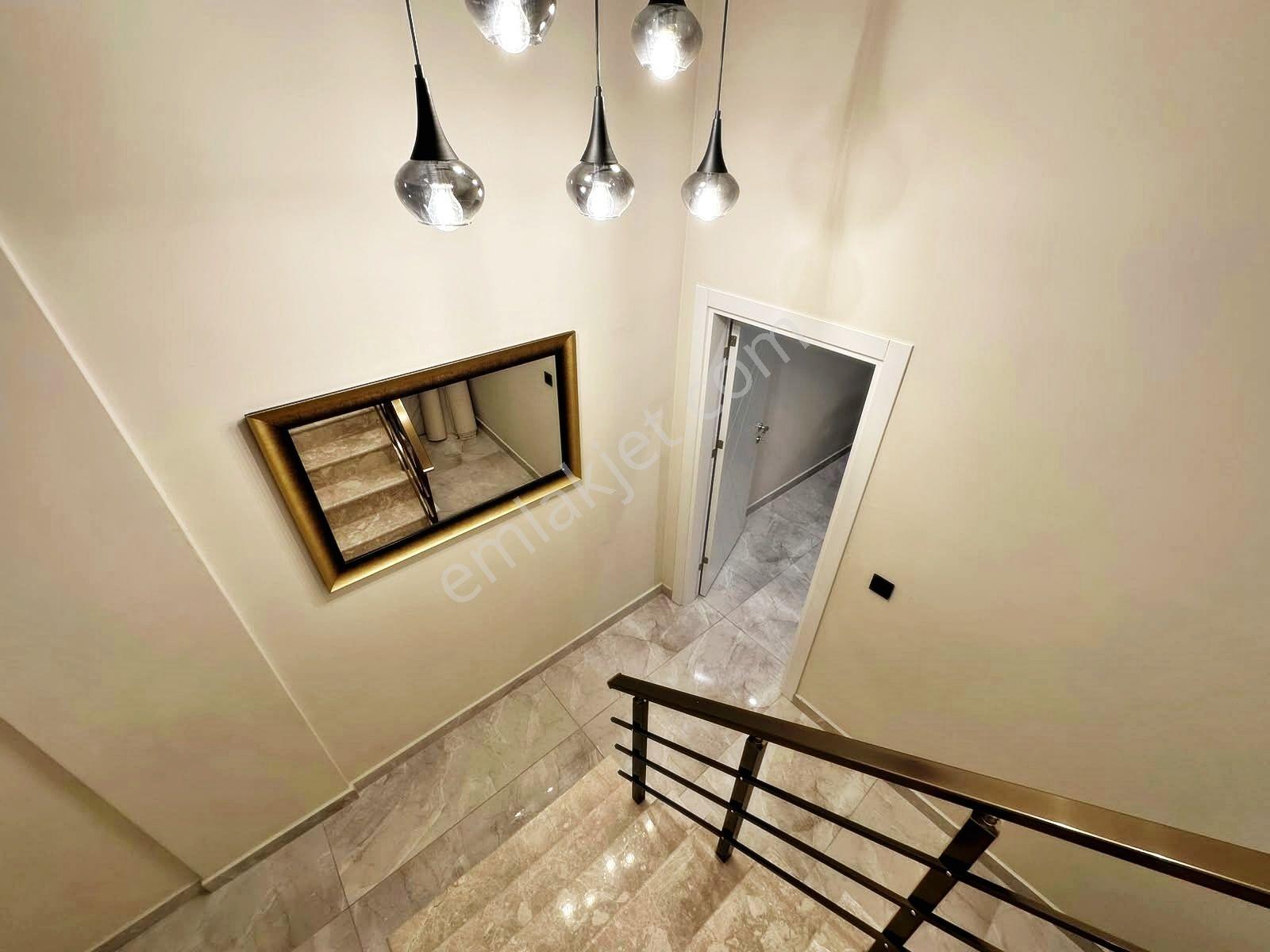 Aktif'ten Çamlıbelde Satılık Dağ Manzaralı Eşyalı Giyinme Odalı Lüx 5+1 Villa — fotoğraf 15