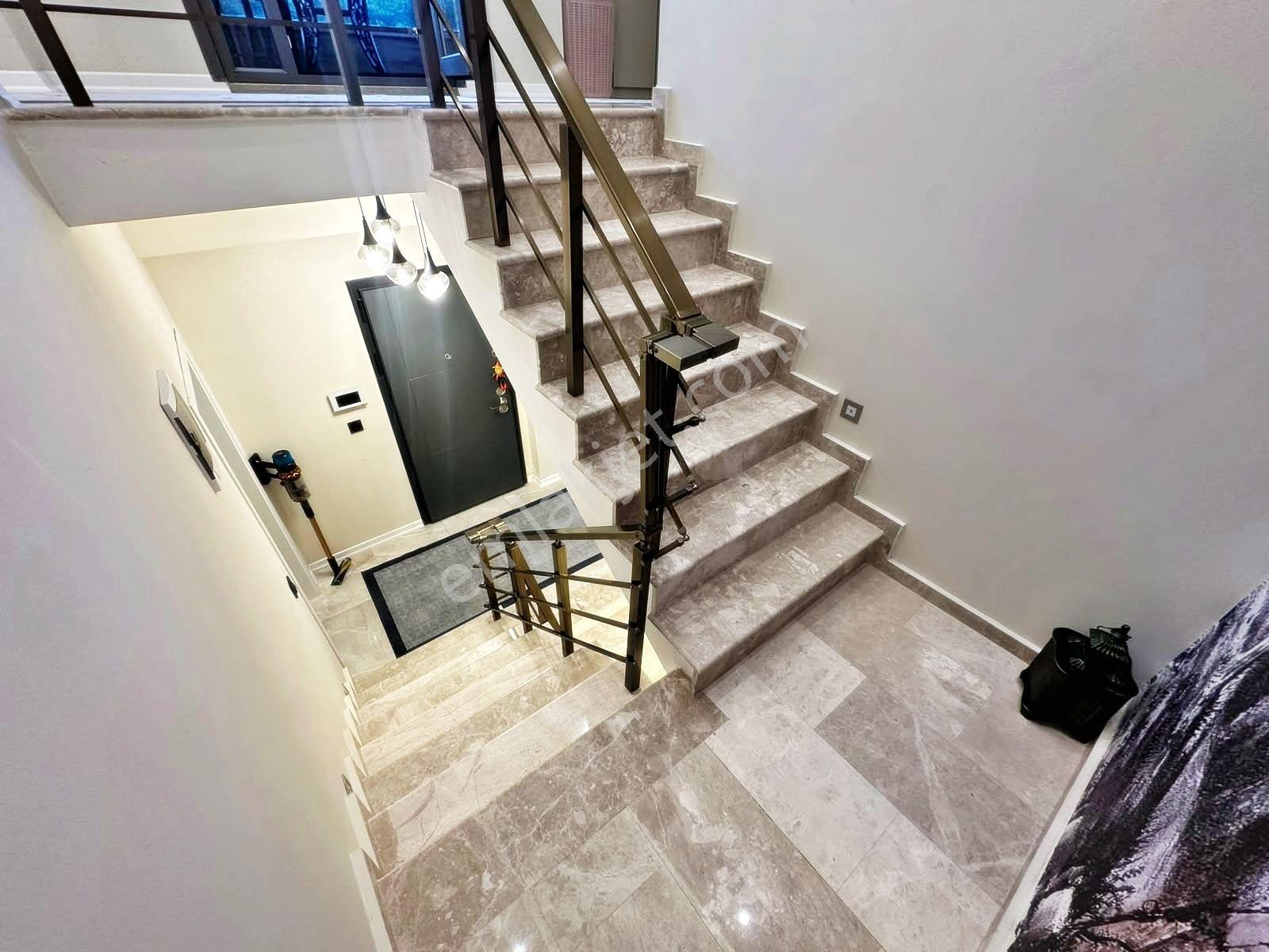 Aktif'ten Çamlıbelde Satılık Dağ Manzaralı Eşyalı Giyinme Odalı Lüx 5+1 Villa — fotoğraf 23