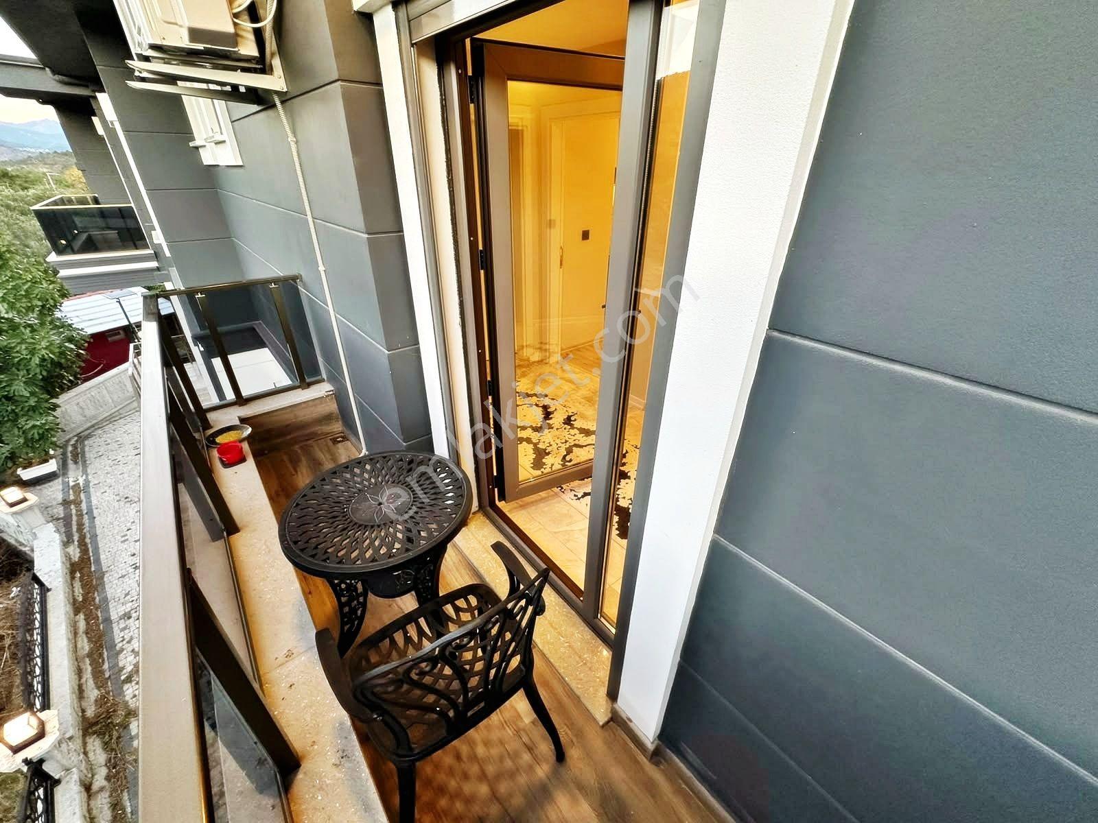 Aktif'ten Çamlıbelde Satılık Dağ Manzaralı Eşyalı Giyinme Odalı Lüx 5+1 Villa — fotoğraf 24