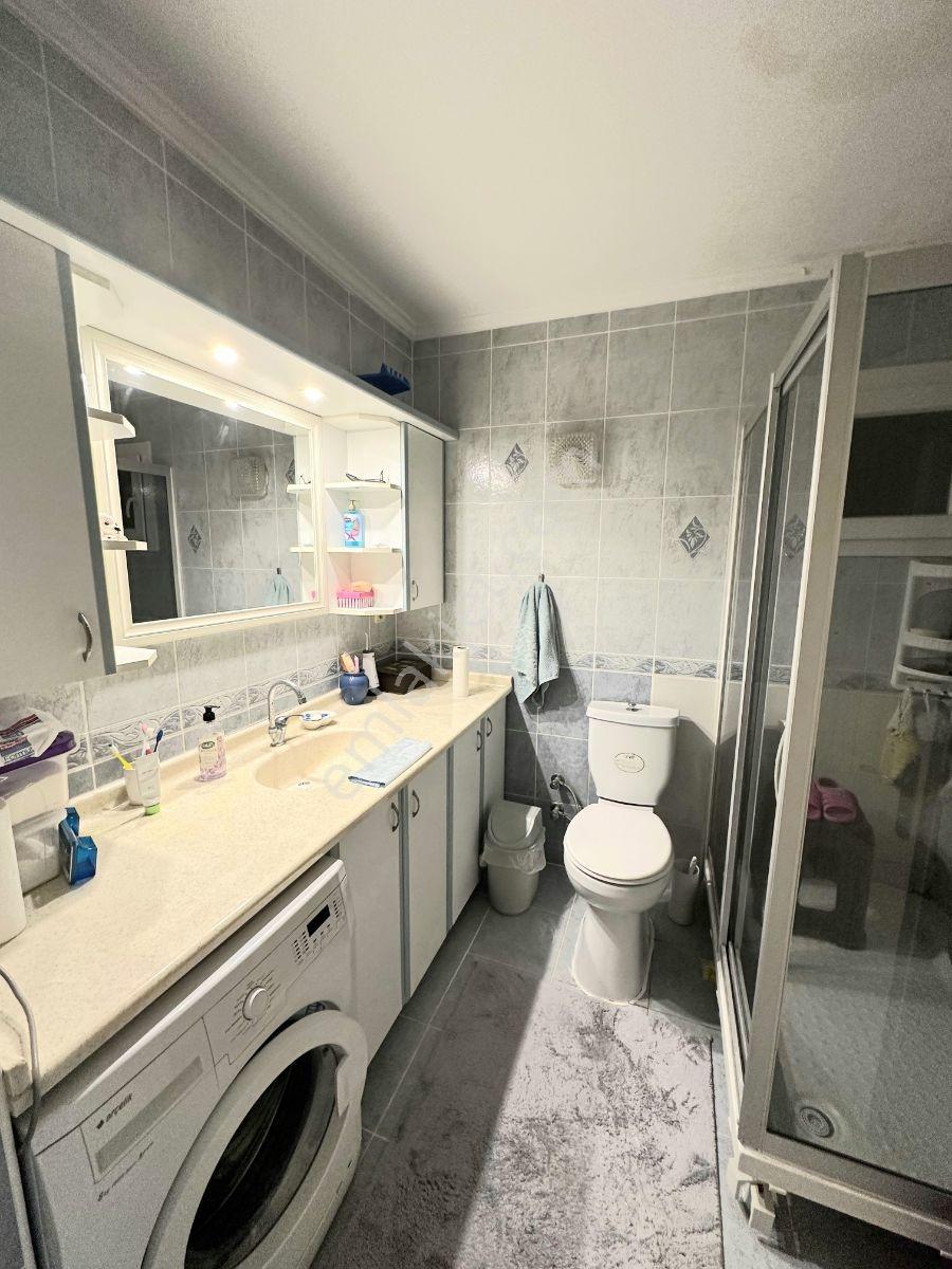 Kuşadası Marinada Sahile 150 M Mesafede 3+1 Satılık Daire — fotoğraf 12