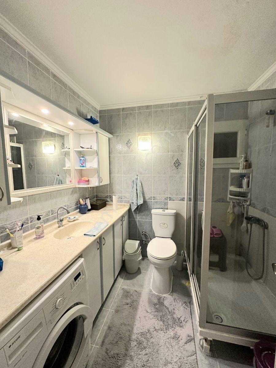 Kuşadası Marinada Sahile 150 M Mesafede 3+1 Satılık Daire — fotoğraf 23
