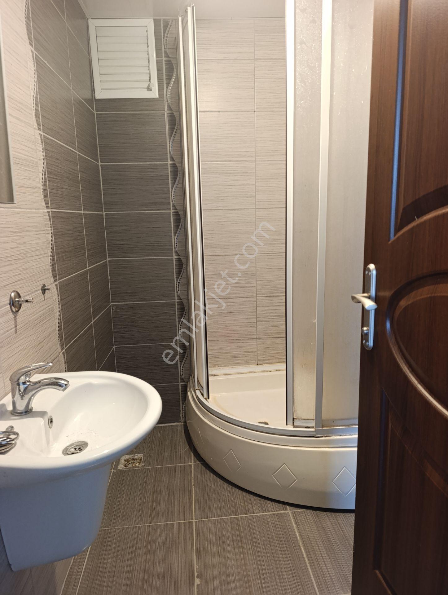 Yenişehir Mahallesi'nde Satılık Site İçerisinde Arakatta 3+1 Daire — fotoğraf 12