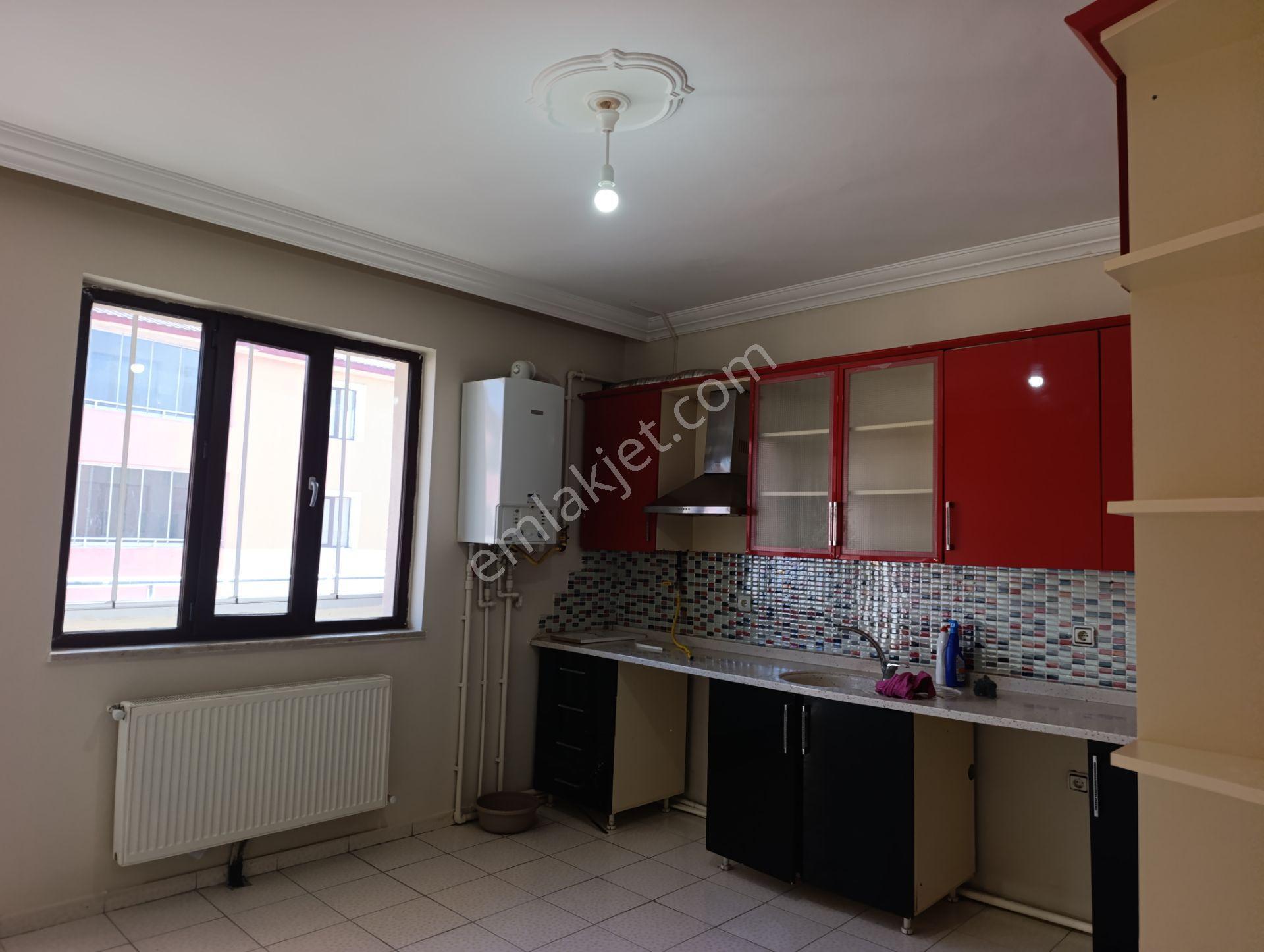 Yenişehir Mahallesi'nde Satılık Site İçerisinde Arakatta 3+1 Daire — fotoğraf 19